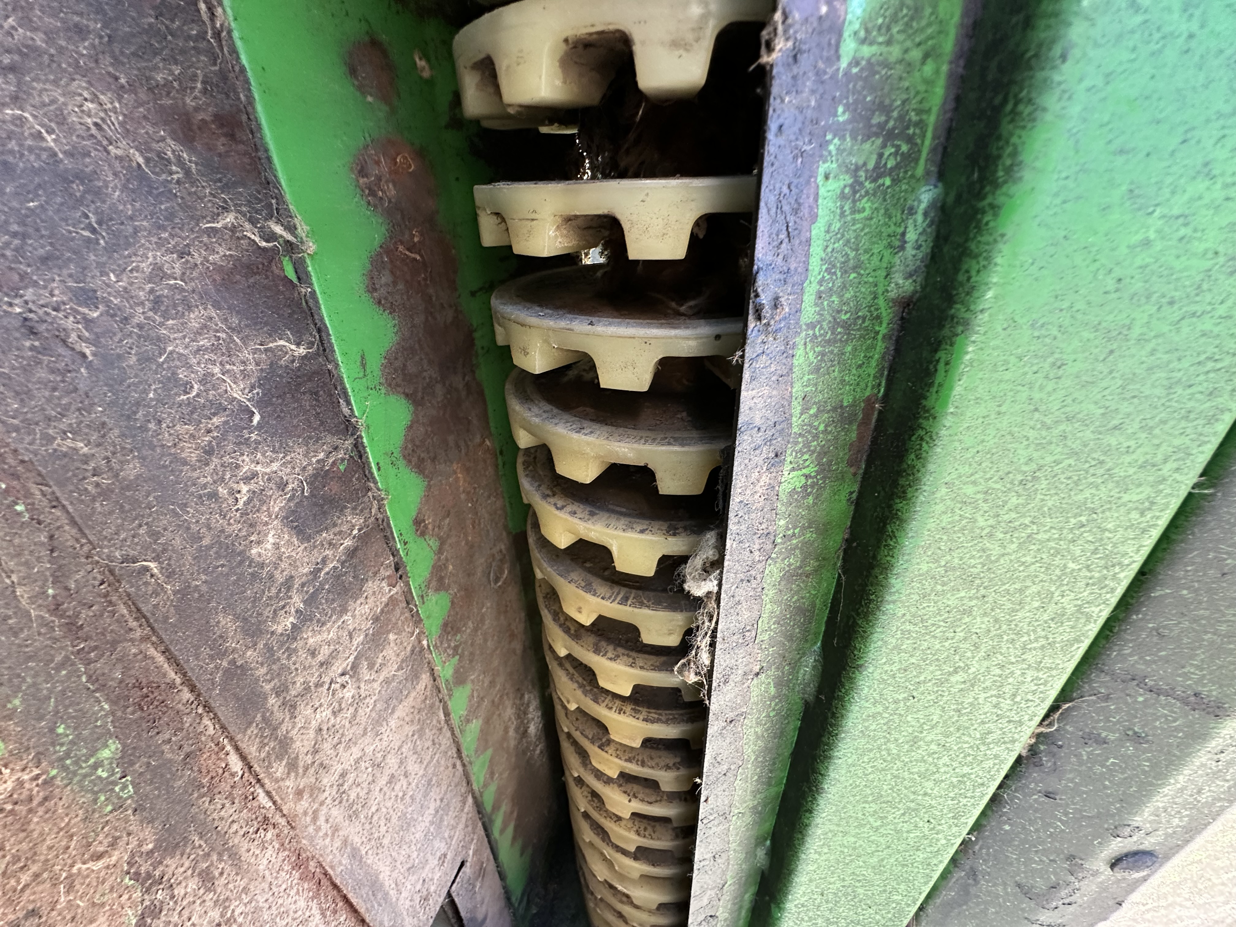 2010 John Deere 7760 Cotton Equipment