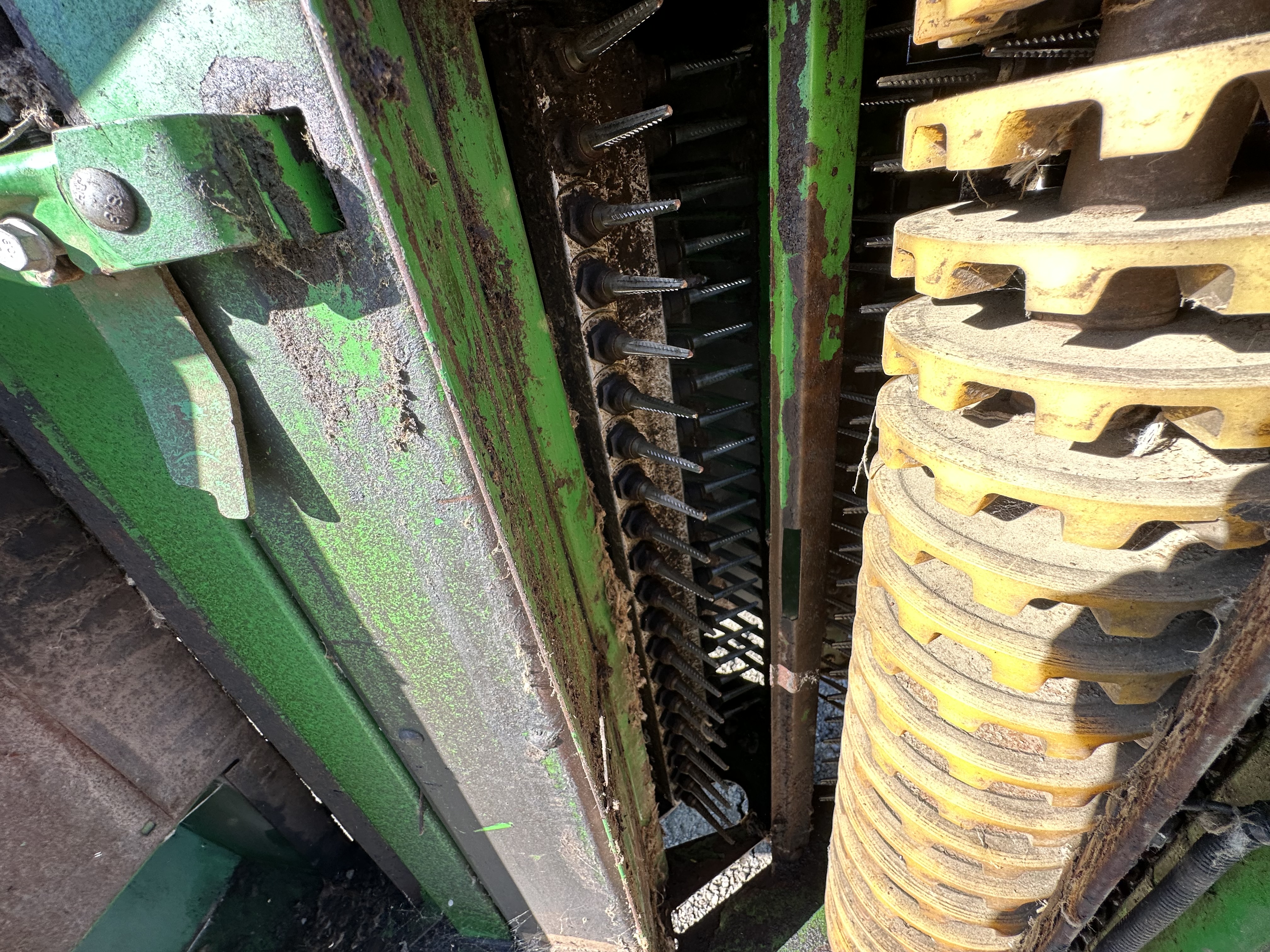 2010 John Deere 7760 Cotton Equipment