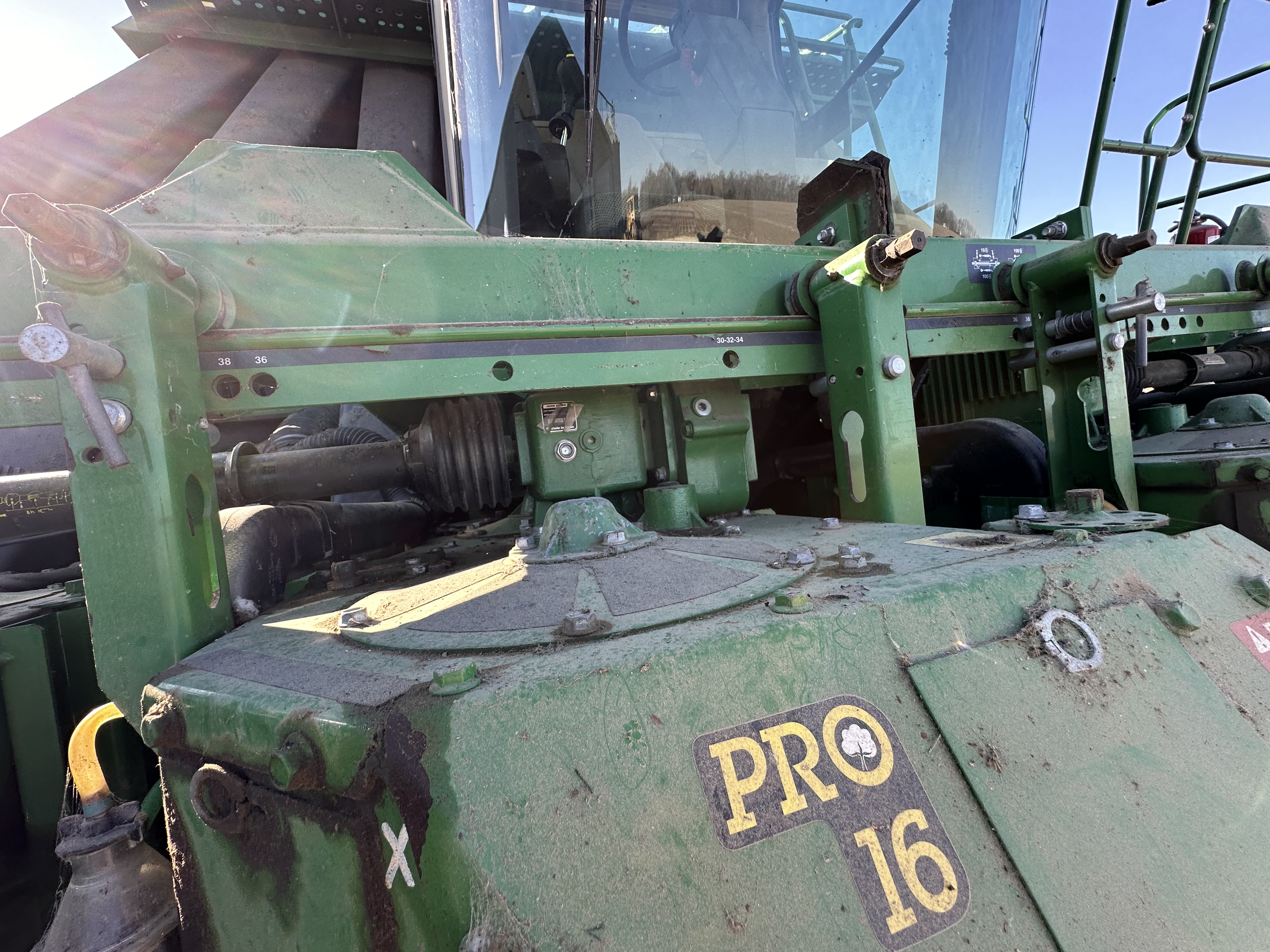 2010 John Deere 7760 Cotton Equipment
