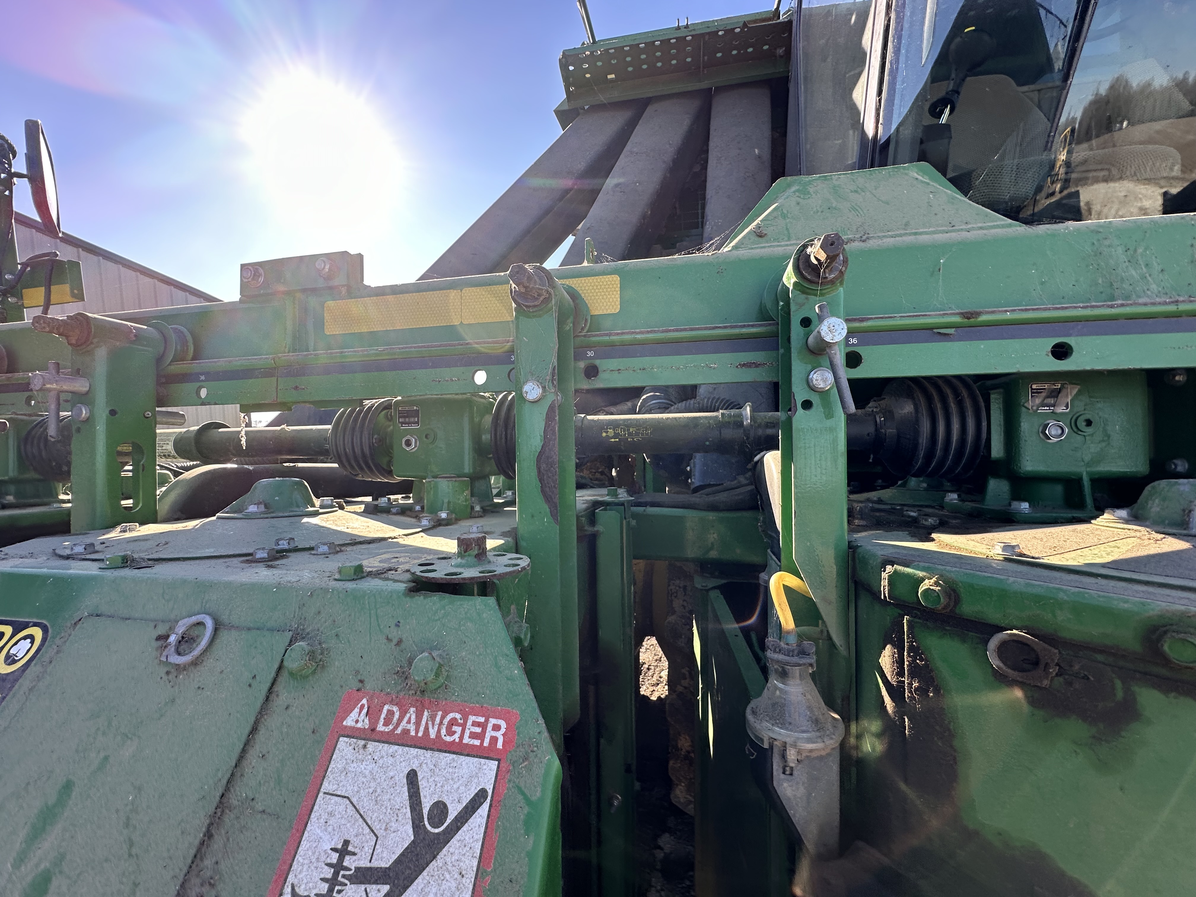 2010 John Deere 7760 Cotton Equipment