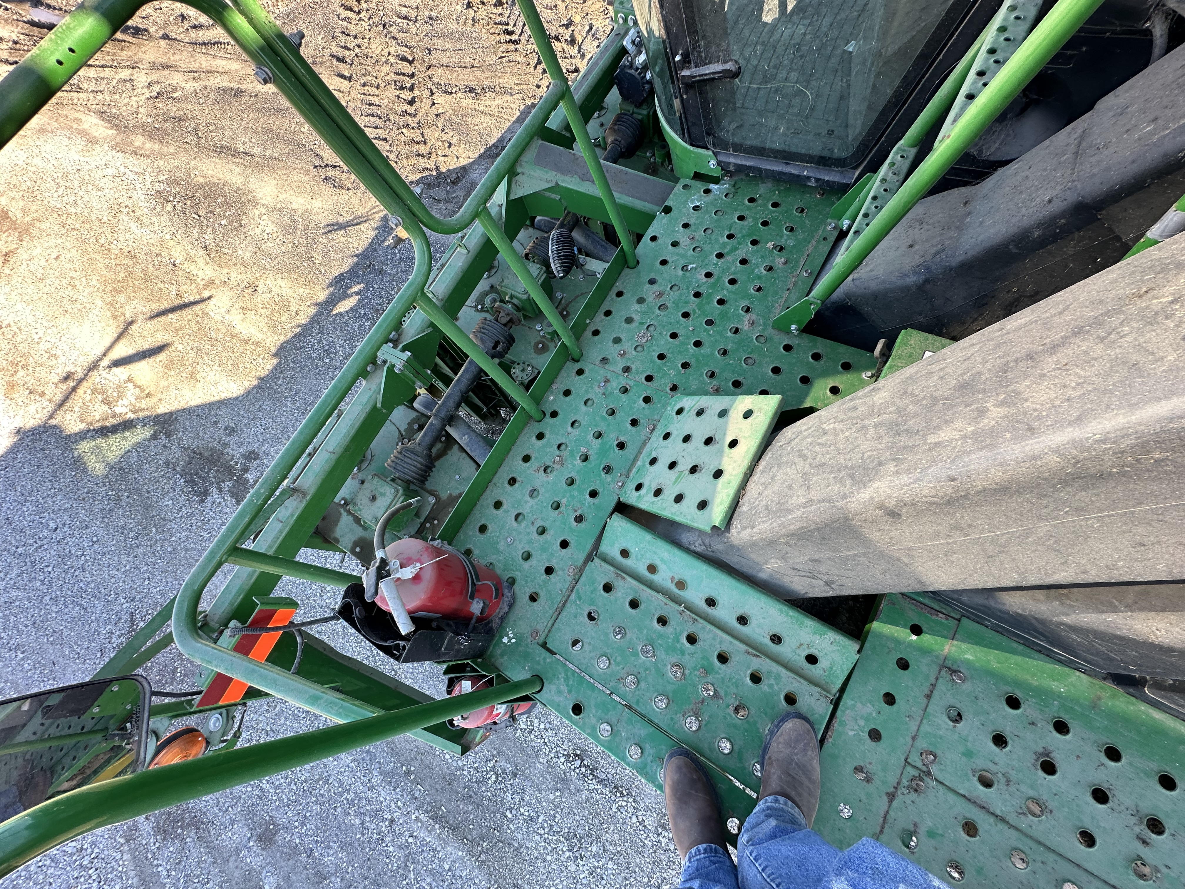 2010 John Deere 7760 Cotton Equipment