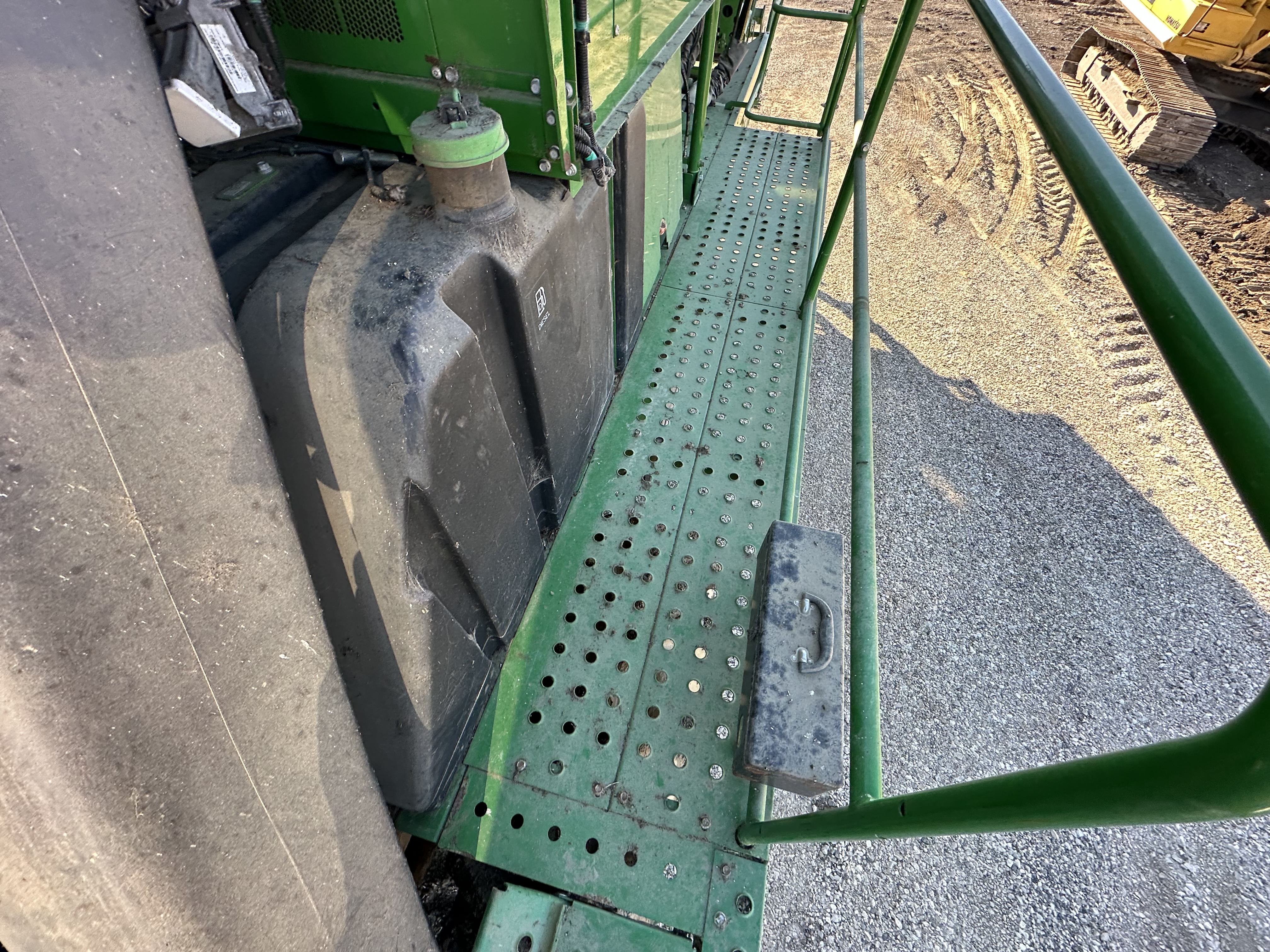 2010 John Deere 7760 Cotton Equipment