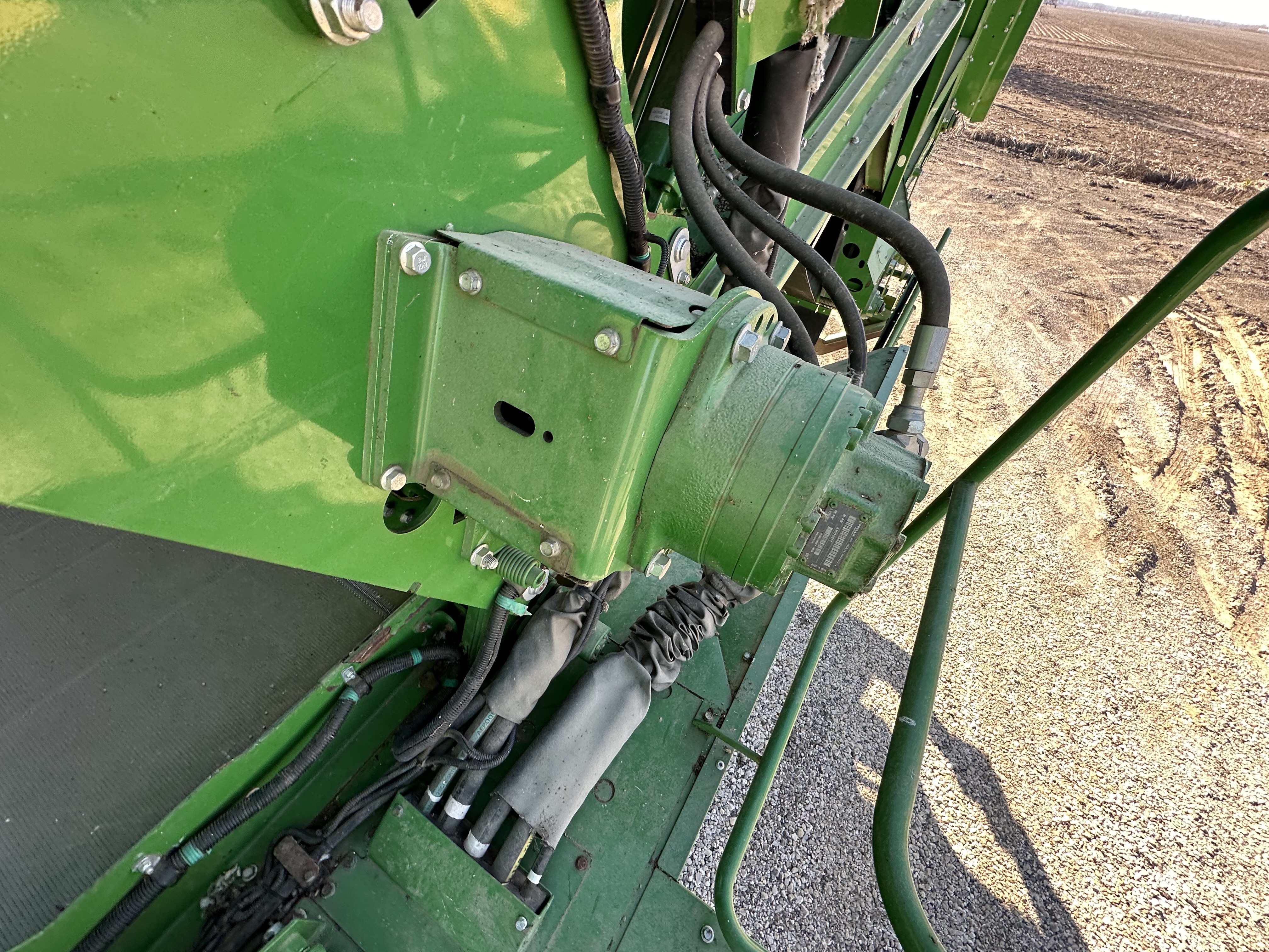 2010 John Deere 7760 Cotton Equipment