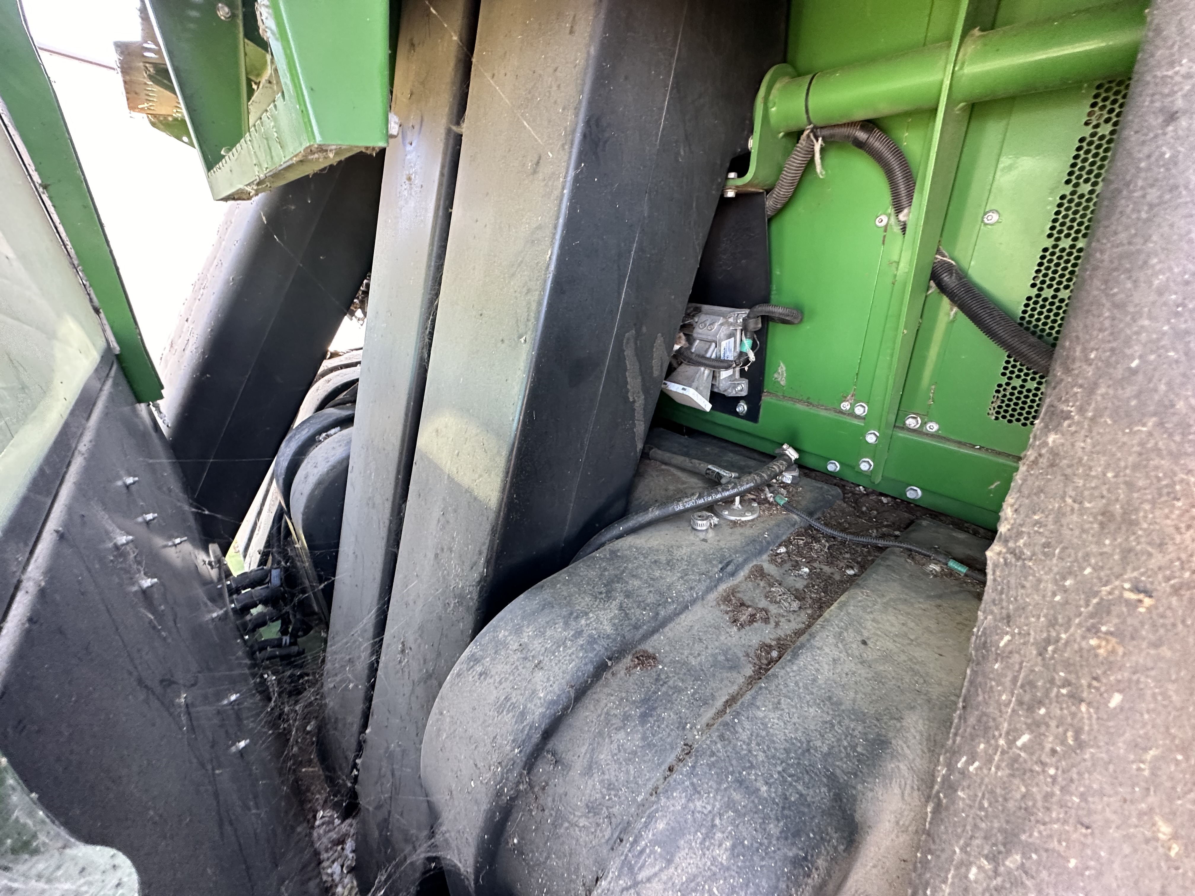 2010 John Deere 7760 Cotton Equipment
