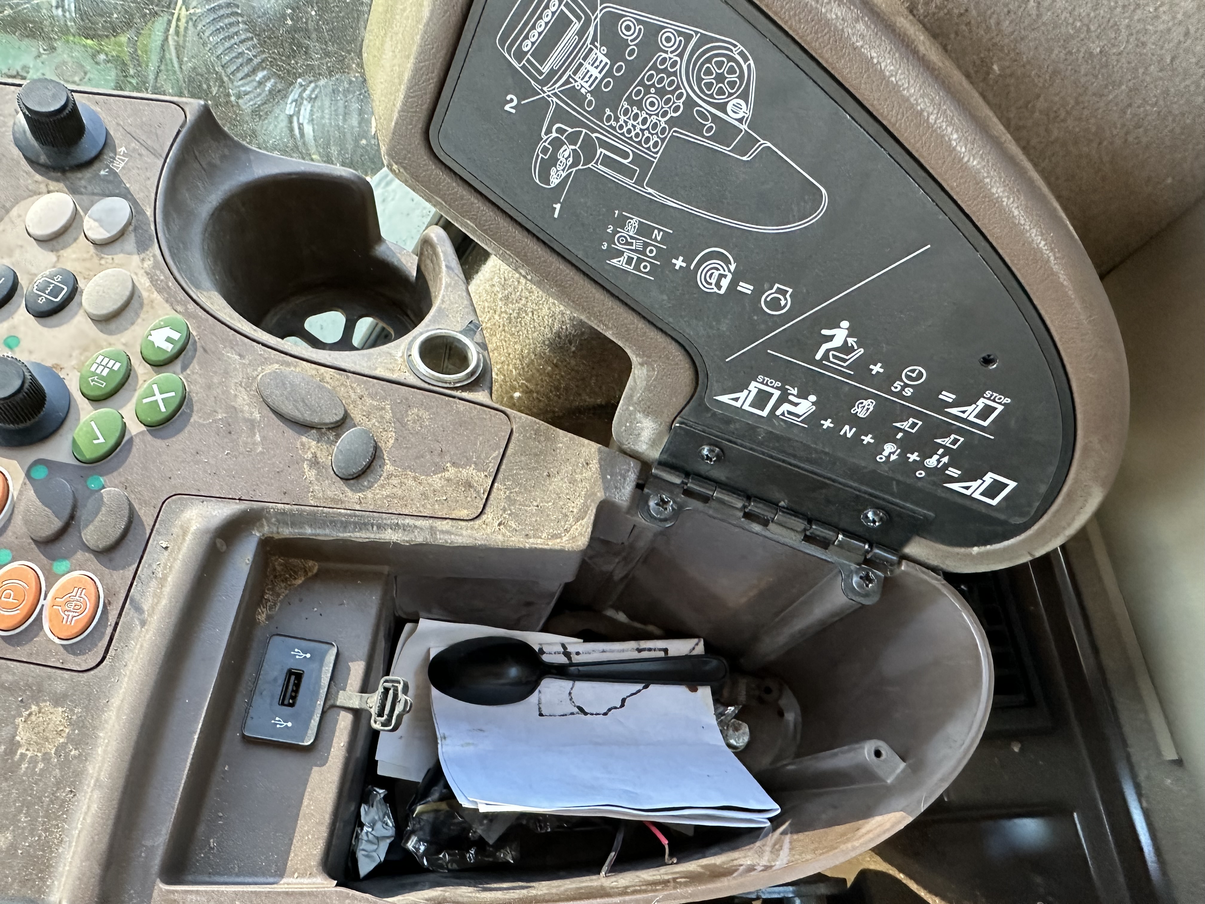 2010 John Deere 7760 Cotton Equipment