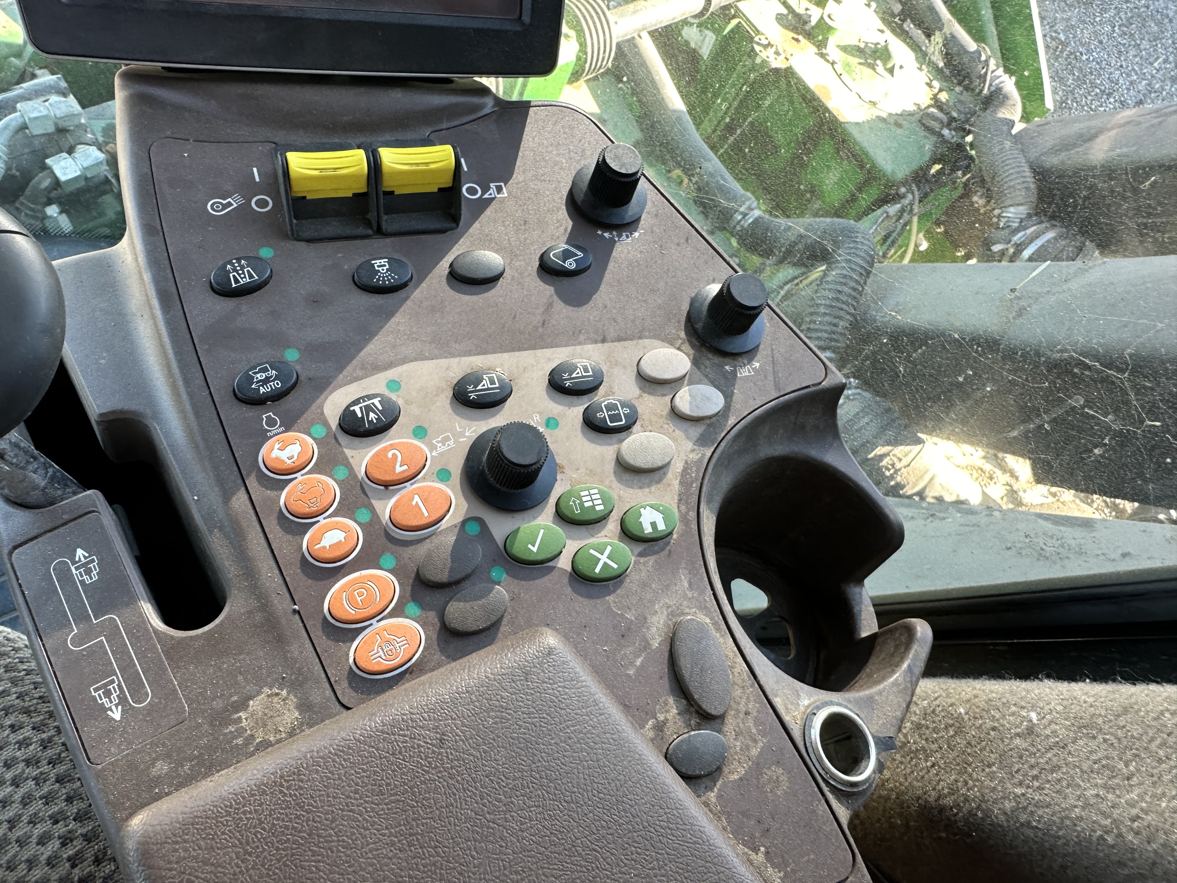 2010 John Deere 7760 Cotton Equipment