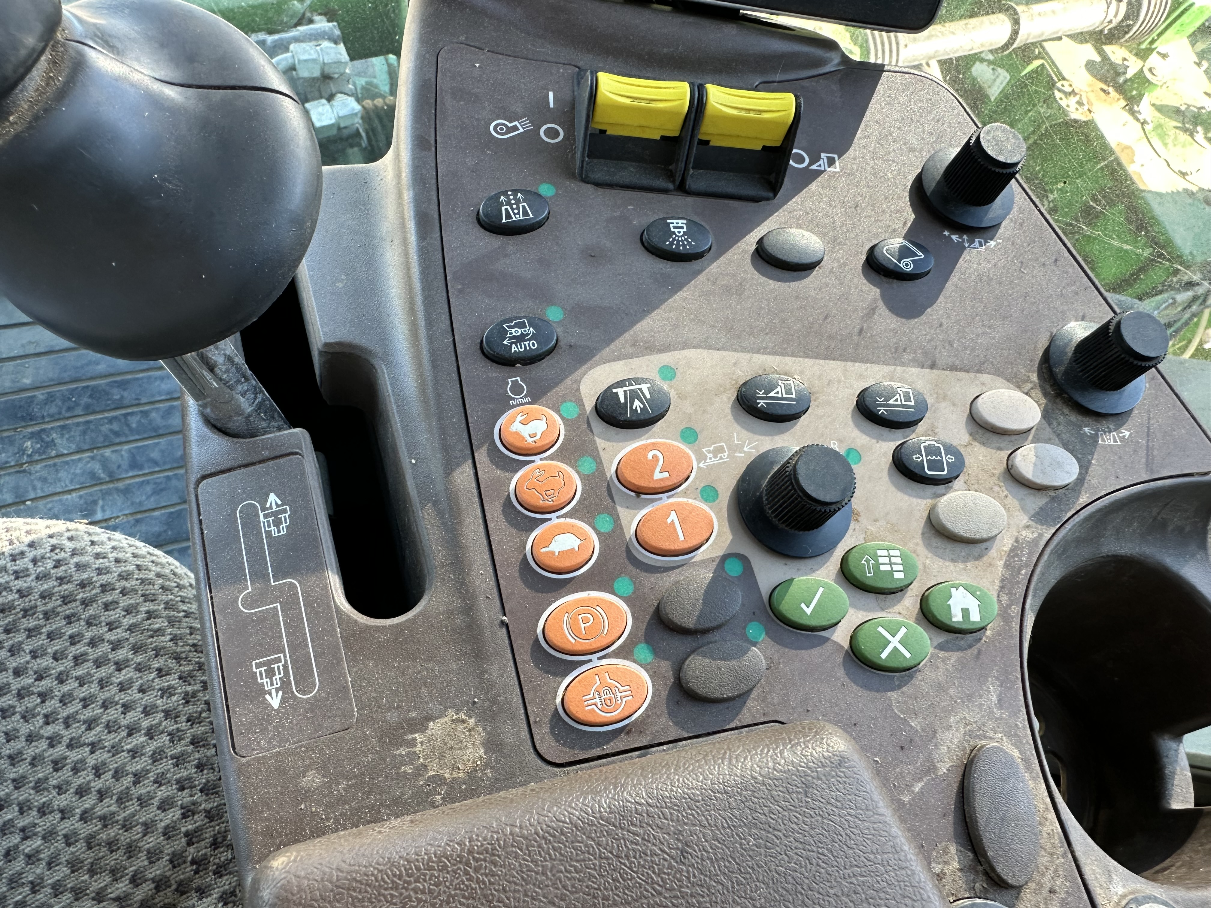 2010 John Deere 7760 Cotton Equipment