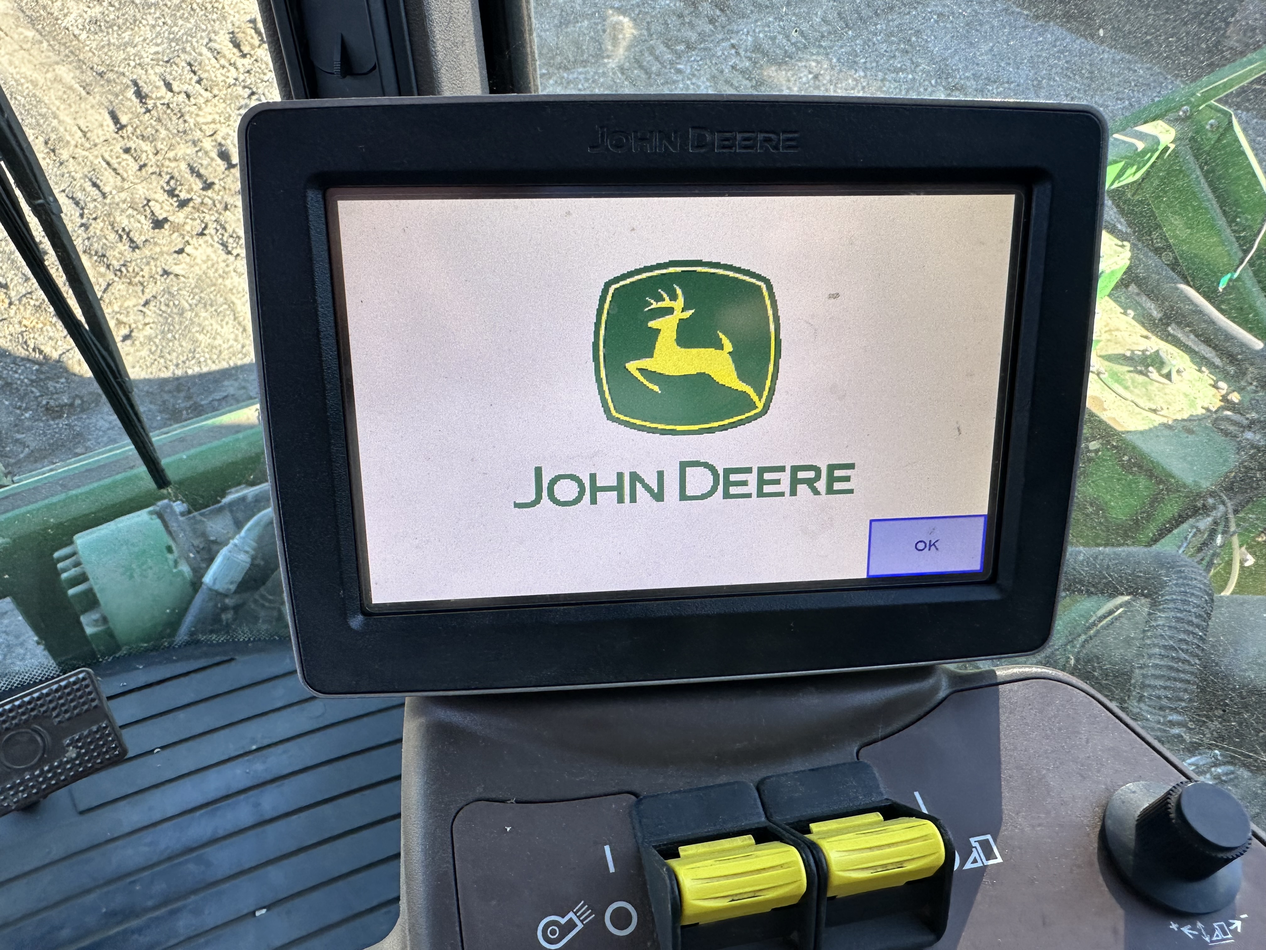 2010 John Deere 7760 Cotton Equipment