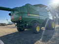 2015 John Deere S670 Combine