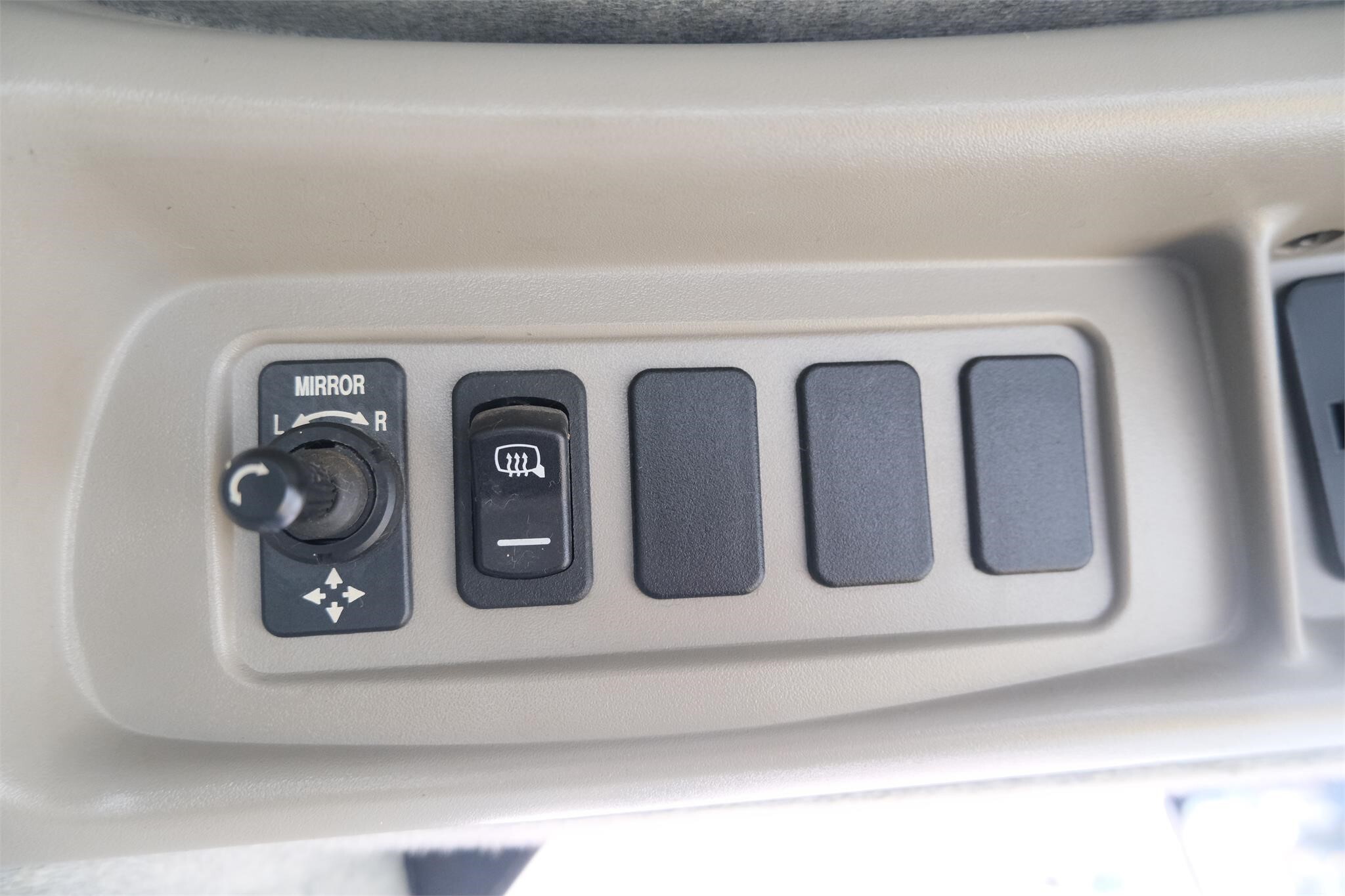 2011 New Holland CR9070 Combine