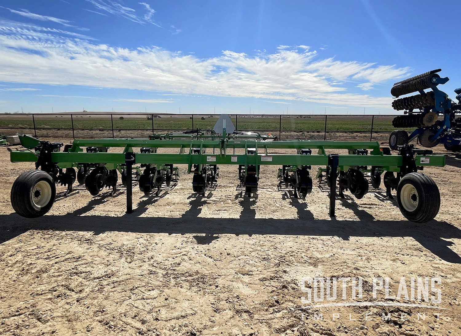 2023 Bigham Brothers 702-719 Strip-Till