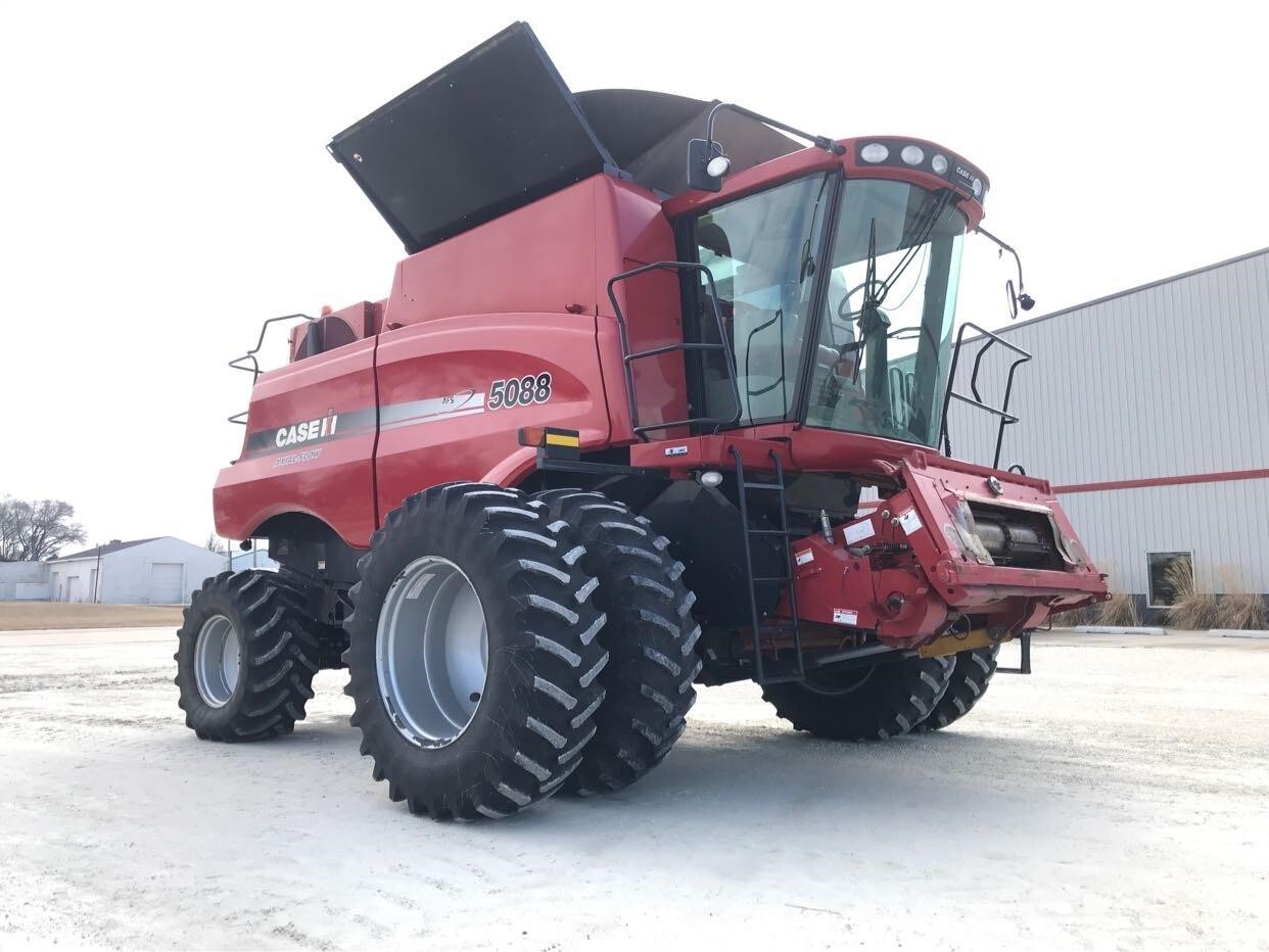 2008 Case IH 5088 Combine 95,000 Machinery Pete