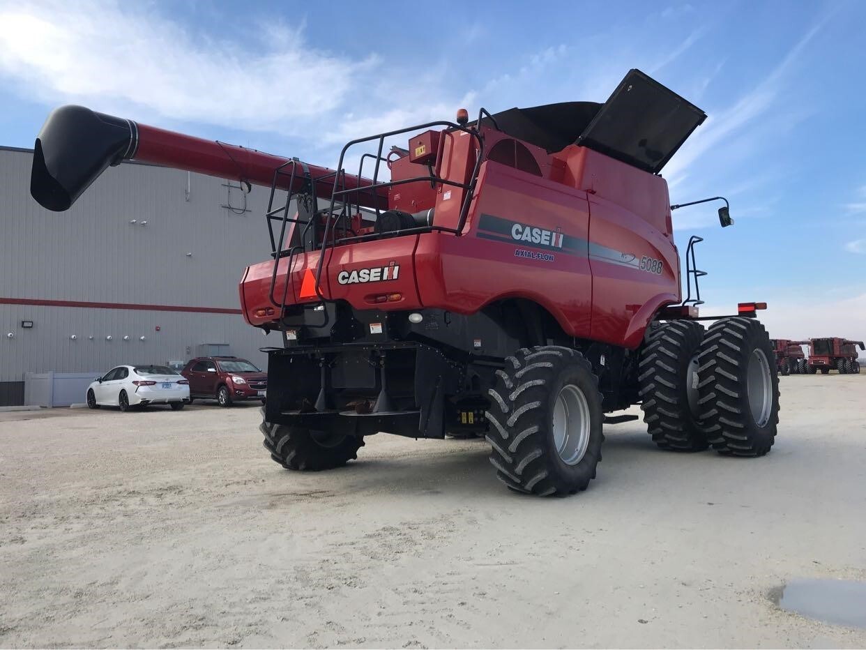 2008 Case IH 5088 Combine 95,000 Machinery Pete