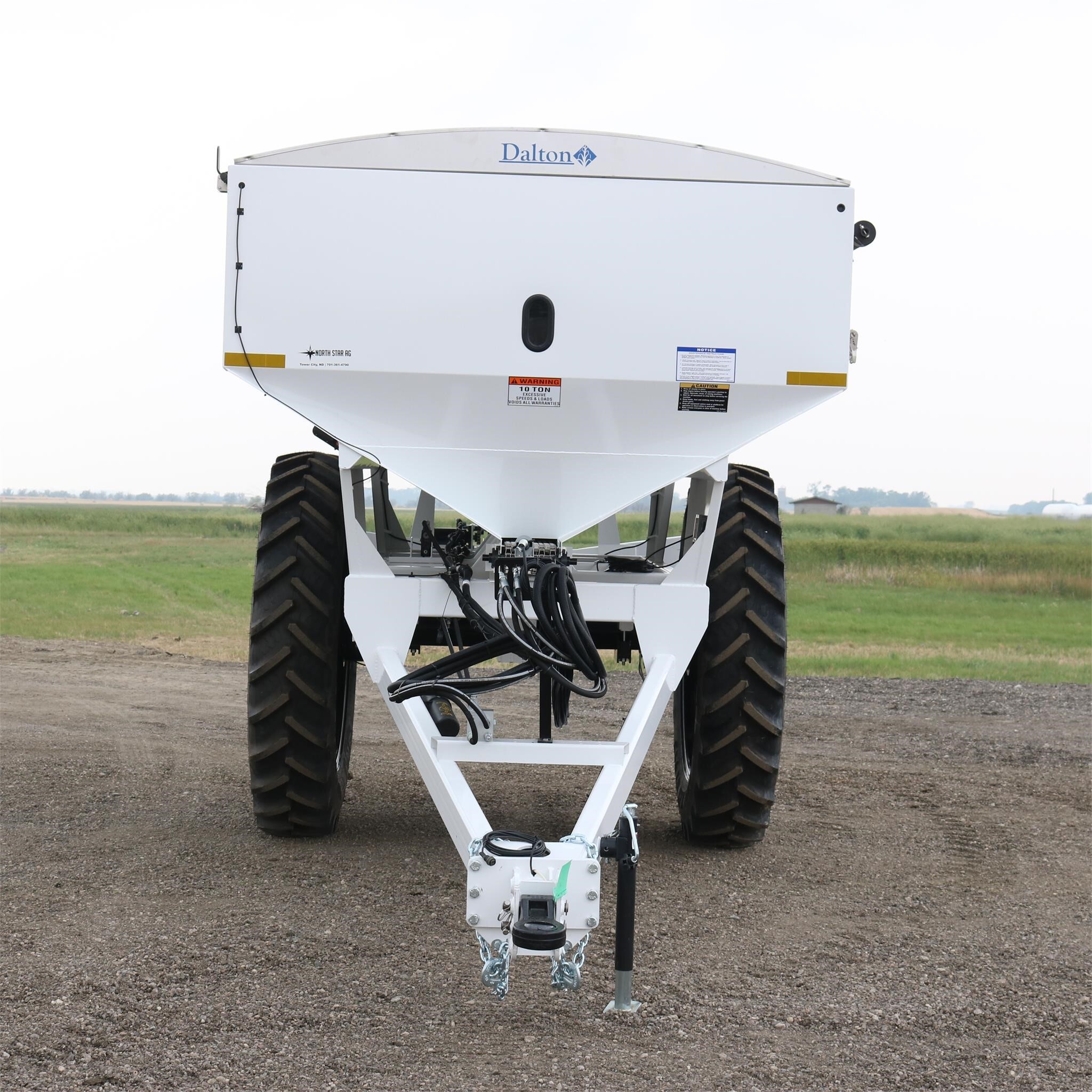 2025 Dalton Ag Products 1000 Pull-Type Fertilizer Spreader
