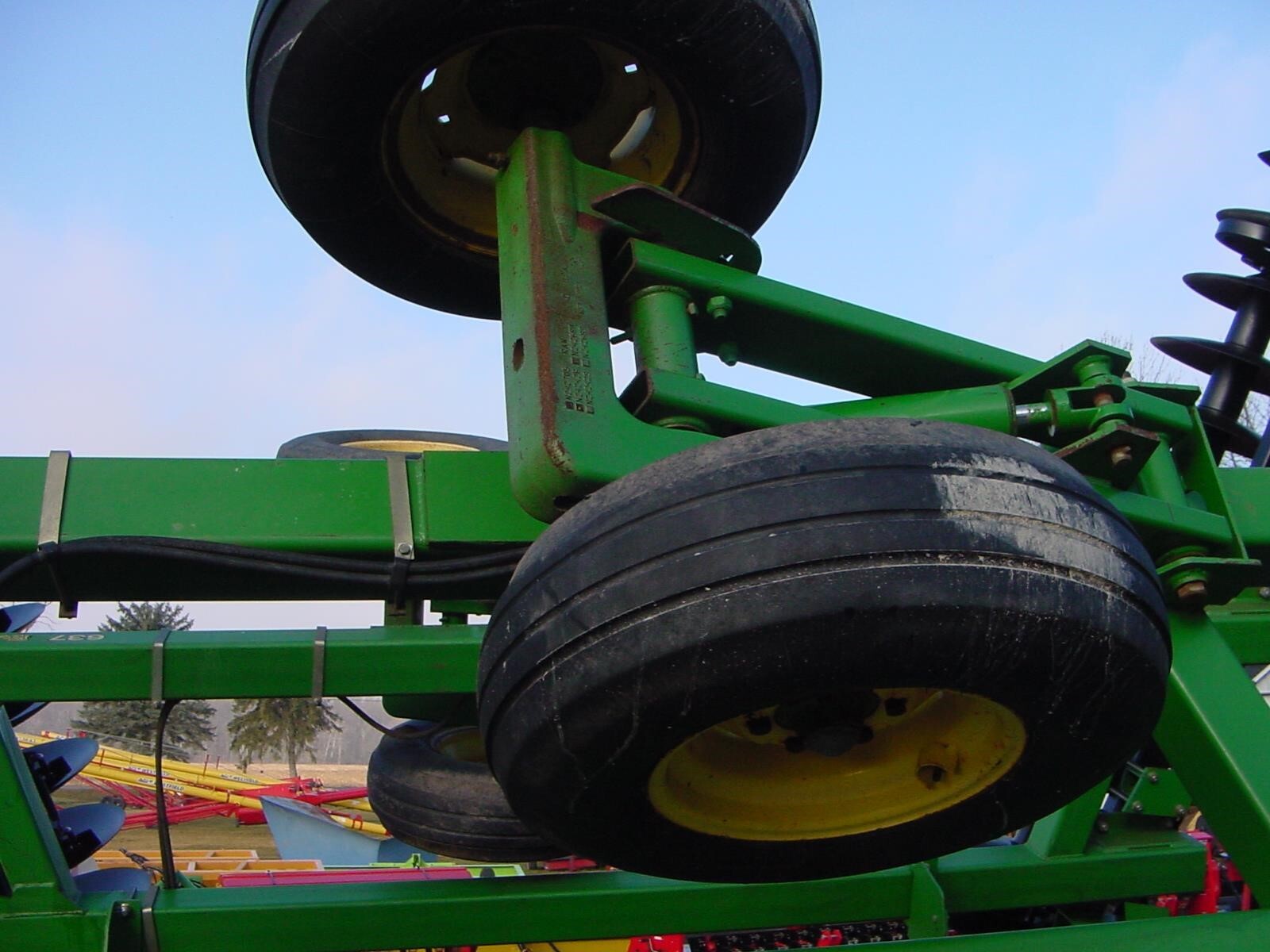  John Deere 637 Disk