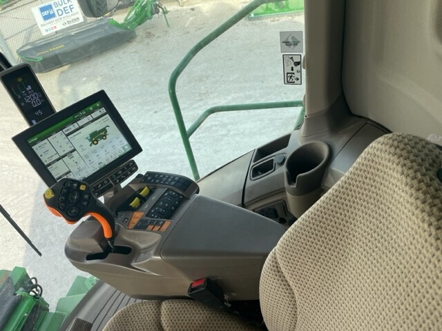 2023 John Deere S780 Combine