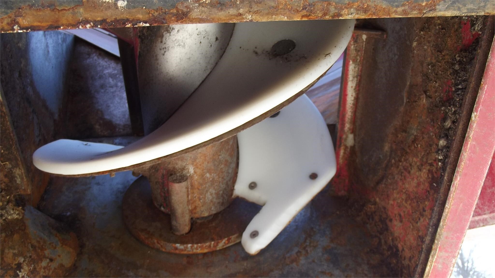 2011 Parker 1039 Grain Cart