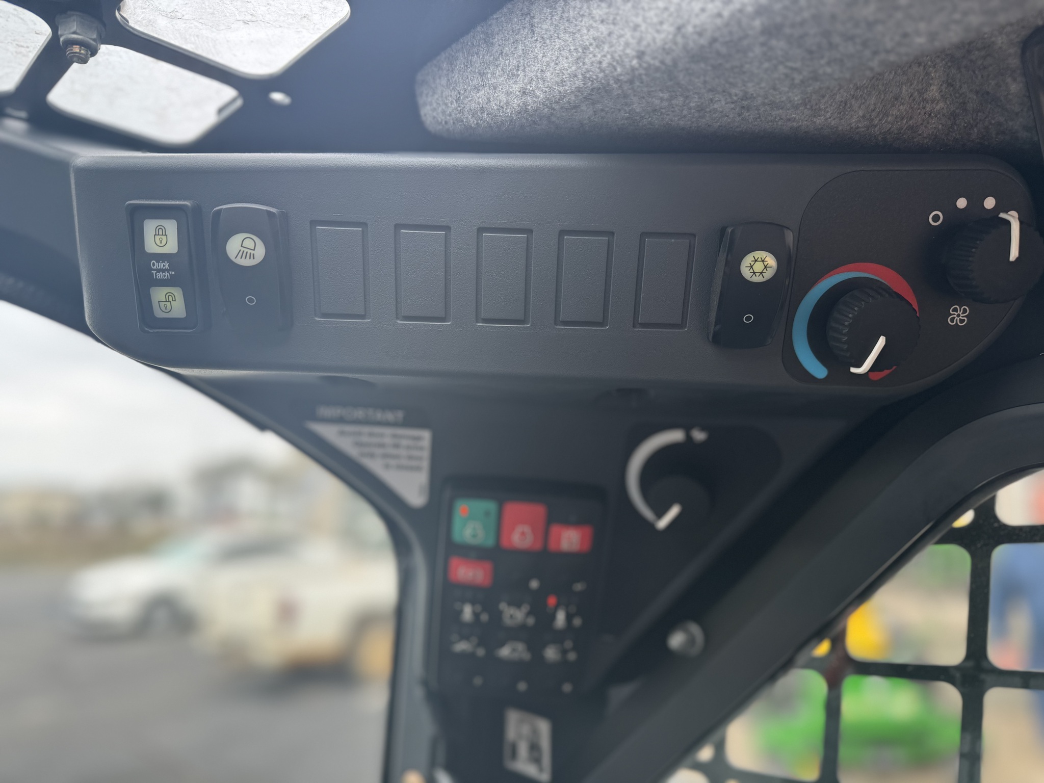 2025 Deere 318G Skid Steer