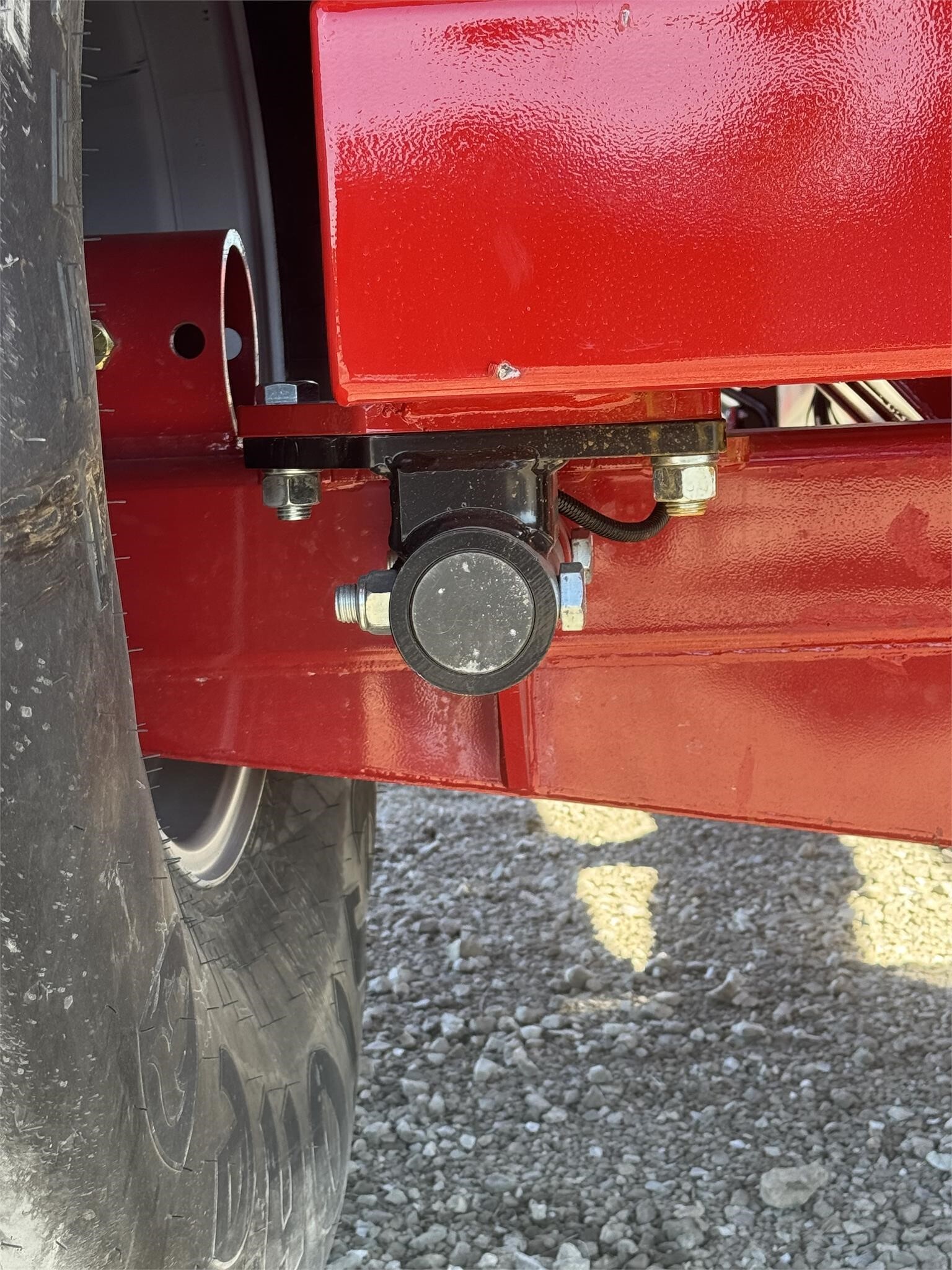 2024 J&M 1122-20S Grain Cart