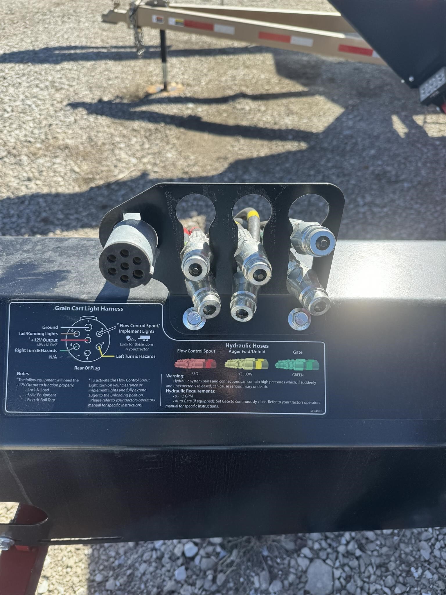 2024 J&M 1122-20S Grain Cart