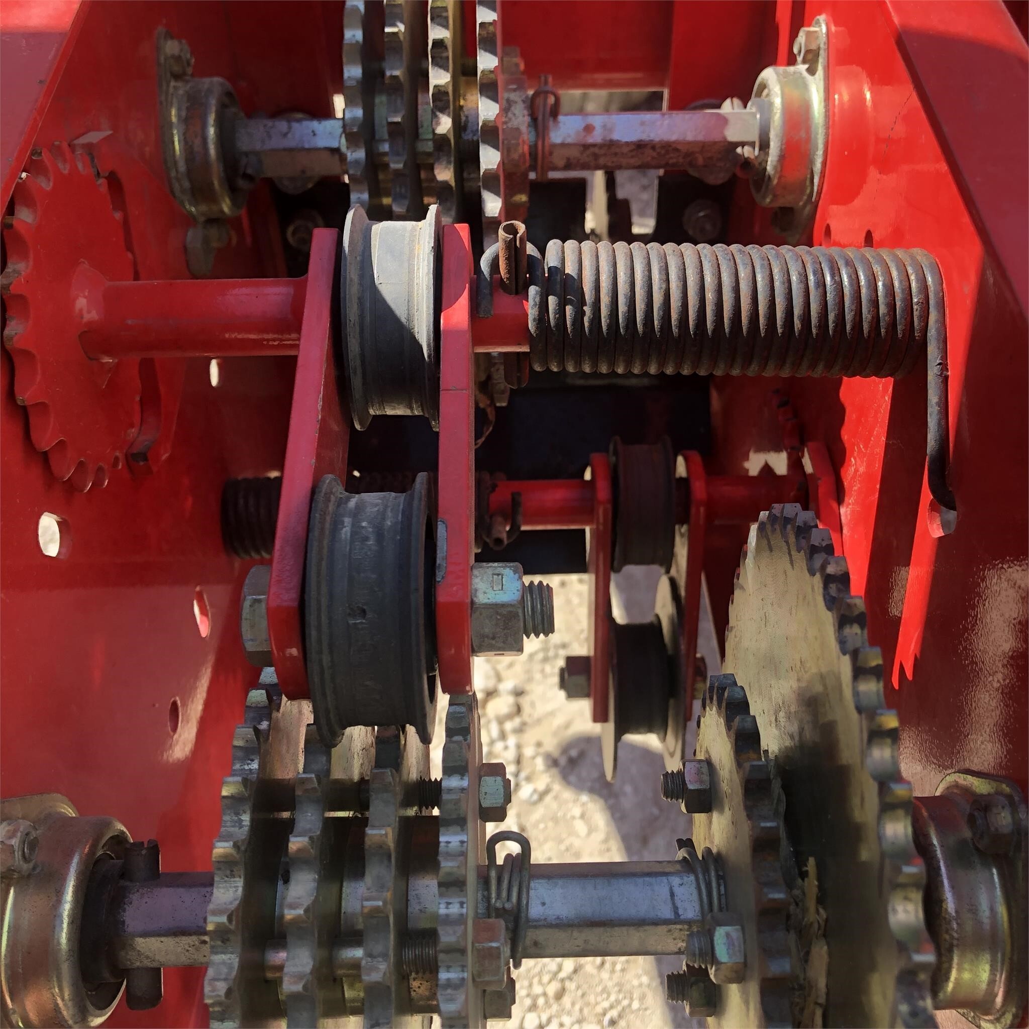 White 8222 Planter