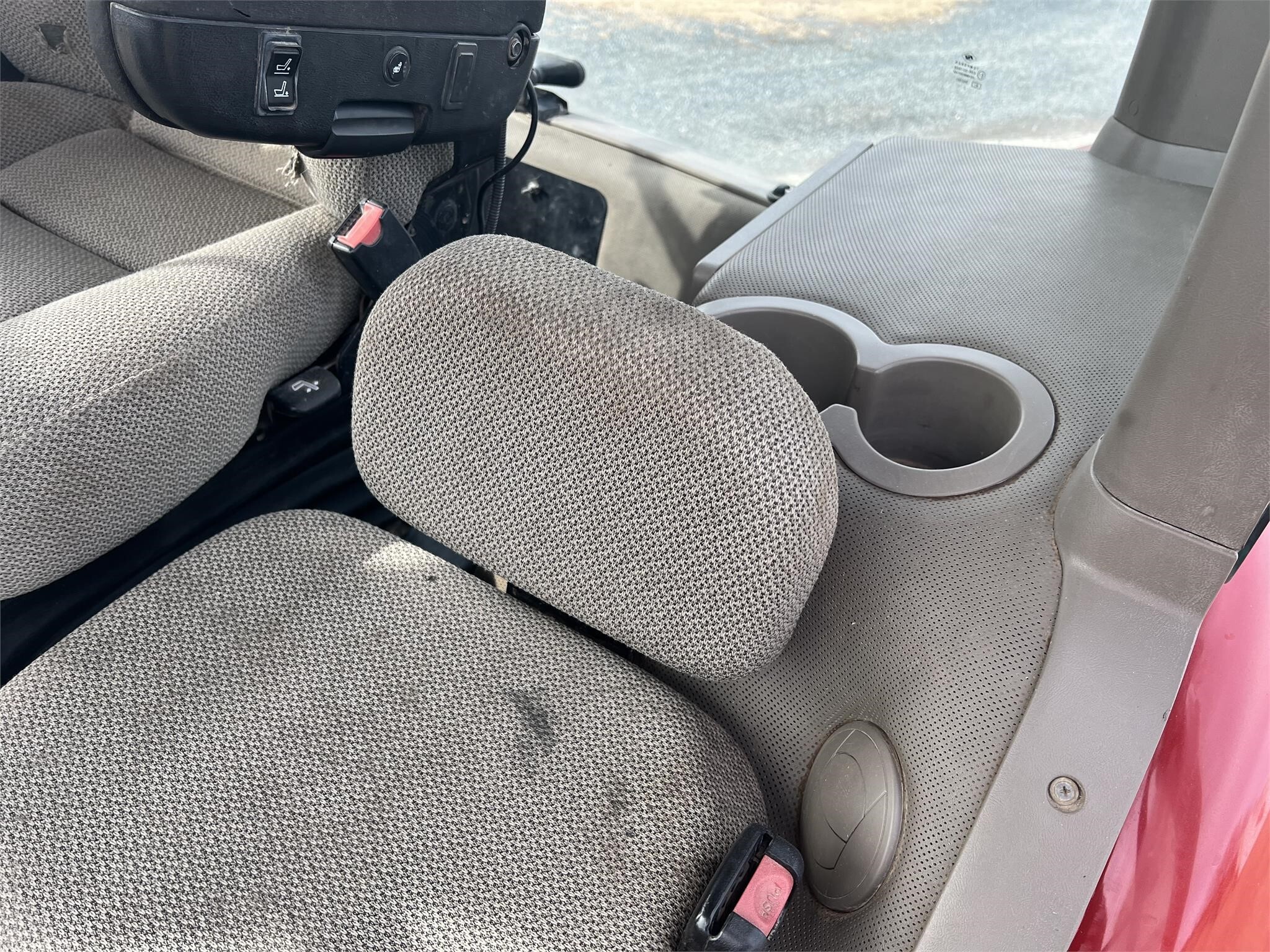 2013 Case IH Magnum 260 Tractor