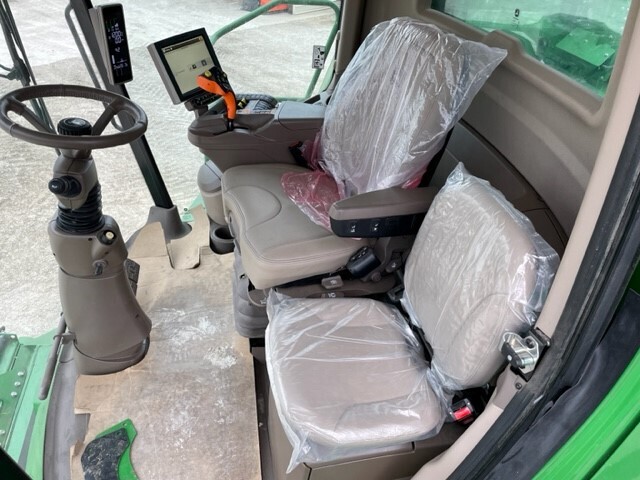 2023 John Deere S780 Combine