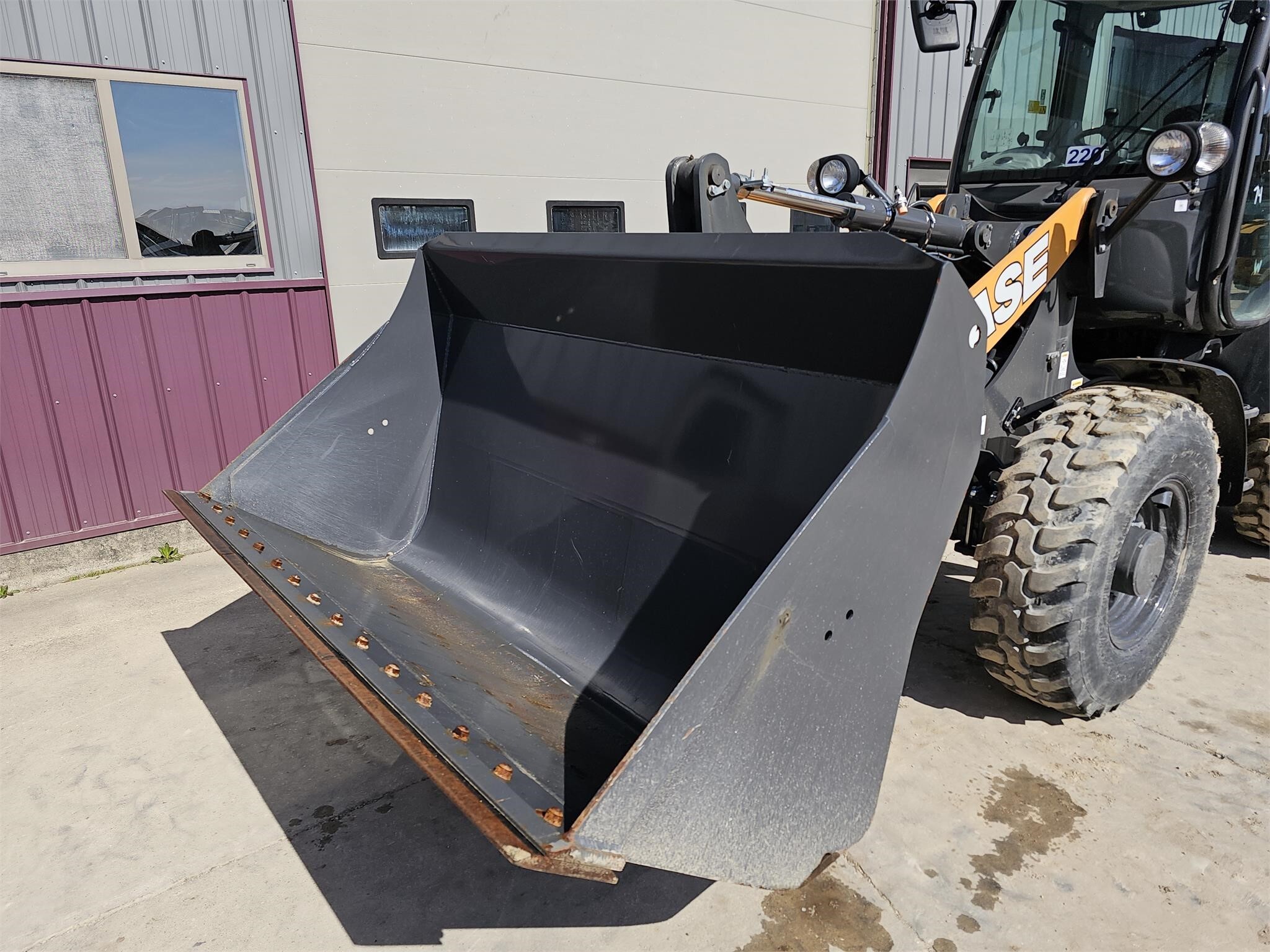 2021 Case 321F Wheel Loader