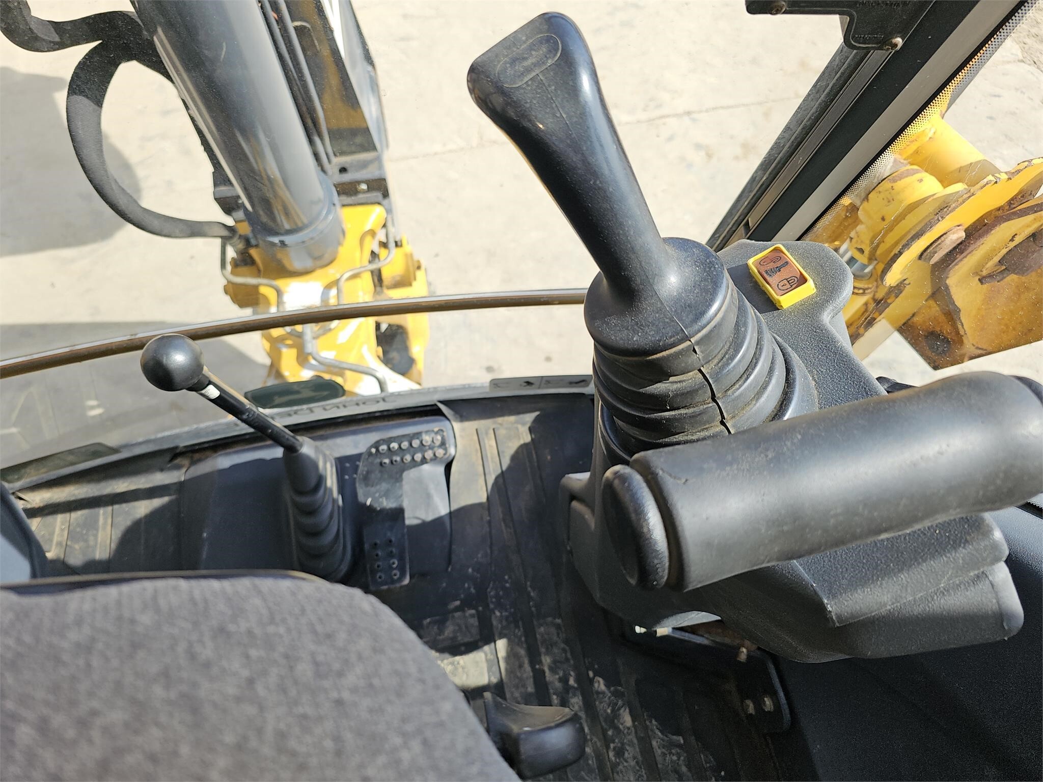 2009 Deere 310J Backhoe