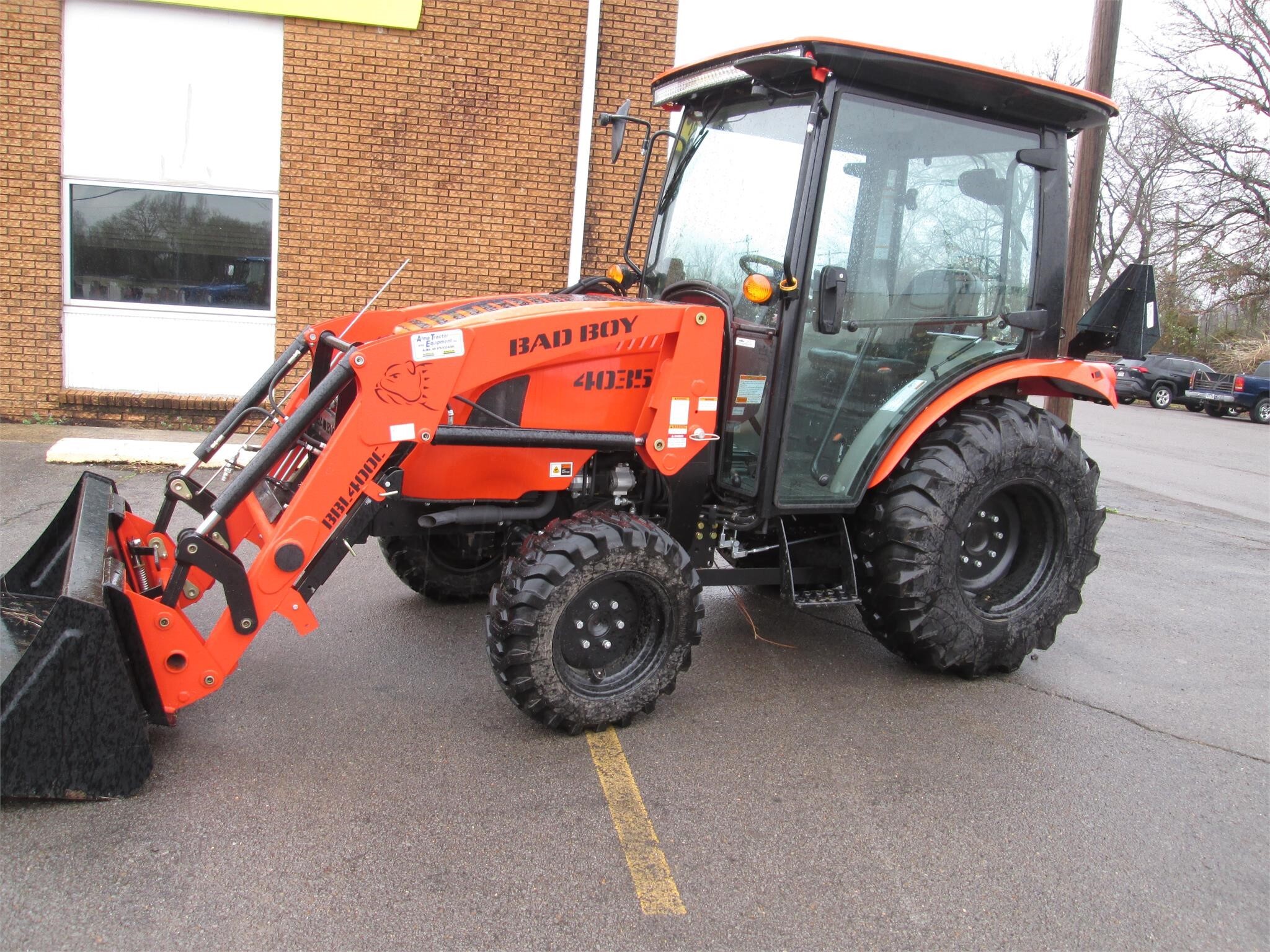 2022 Bad Boy BB4035CHL Tractor