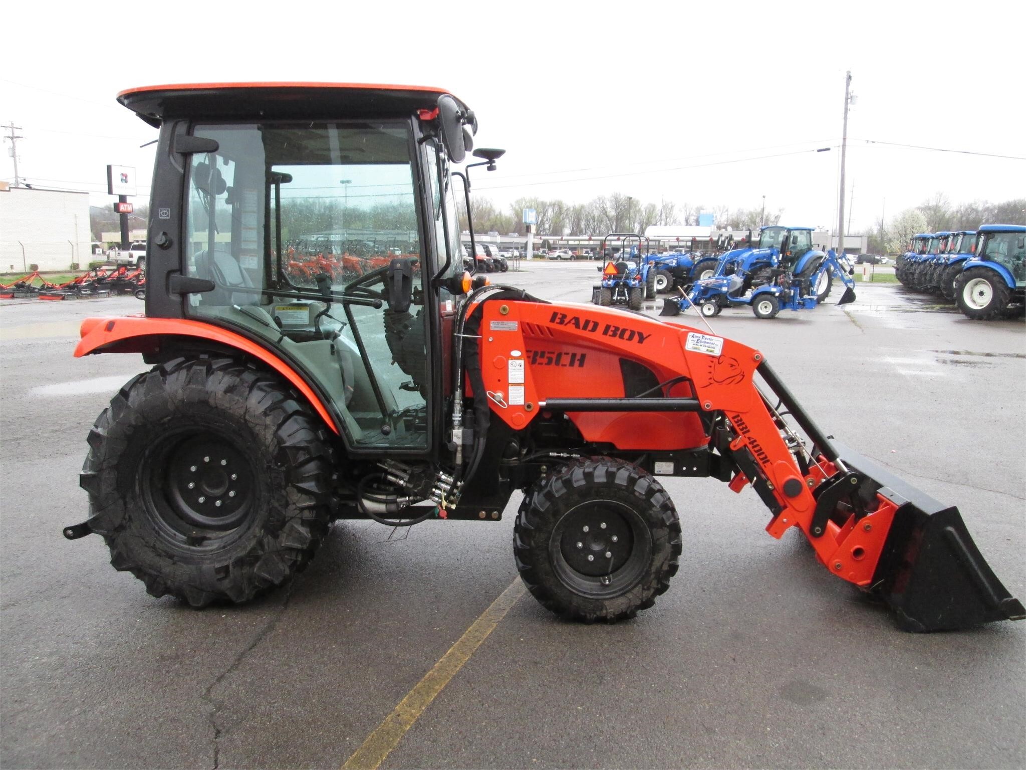 2022 Bad Boy BB4035CHL Tractor