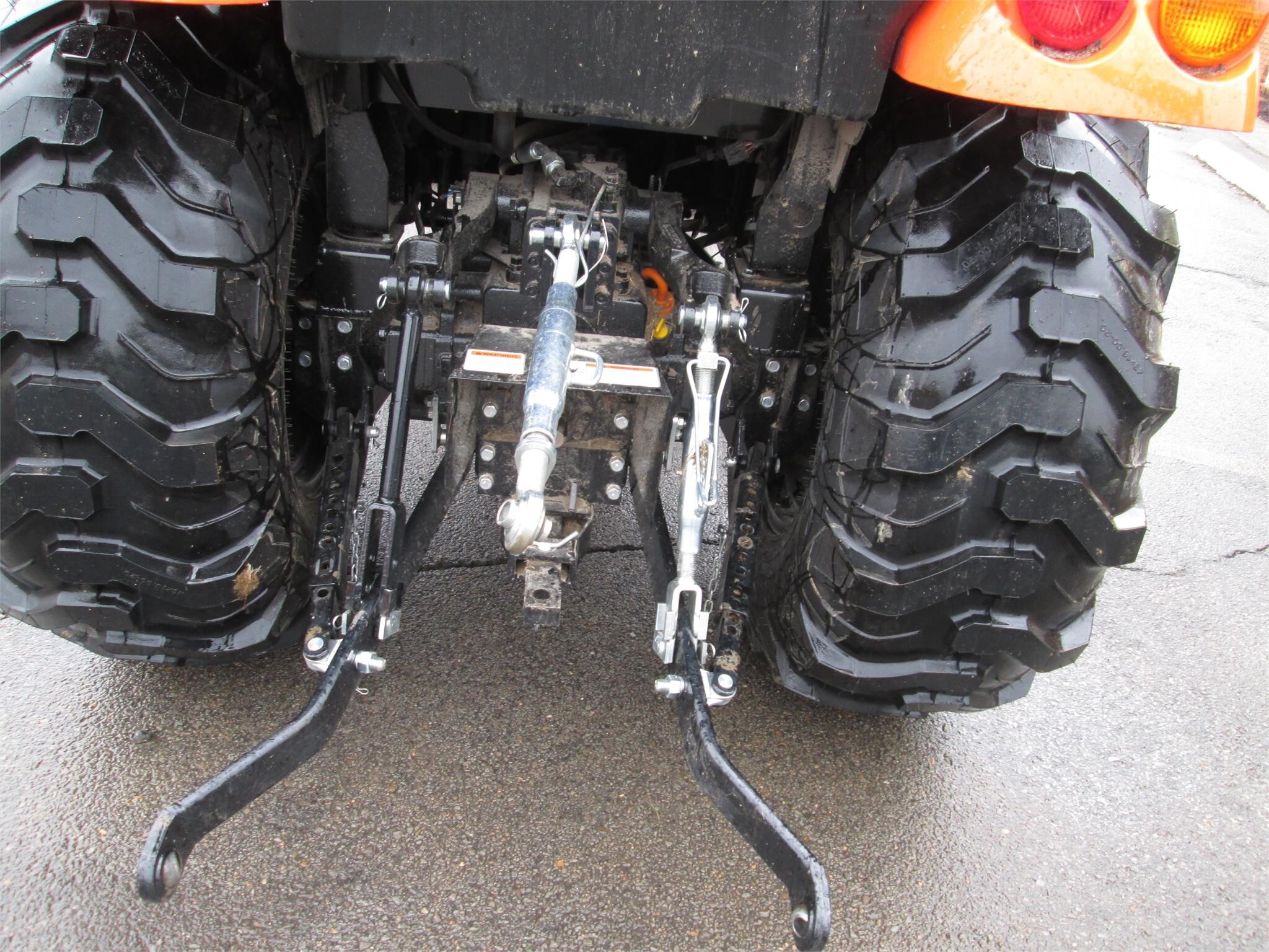 2022 Bad Boy BB4035CHL Tractor