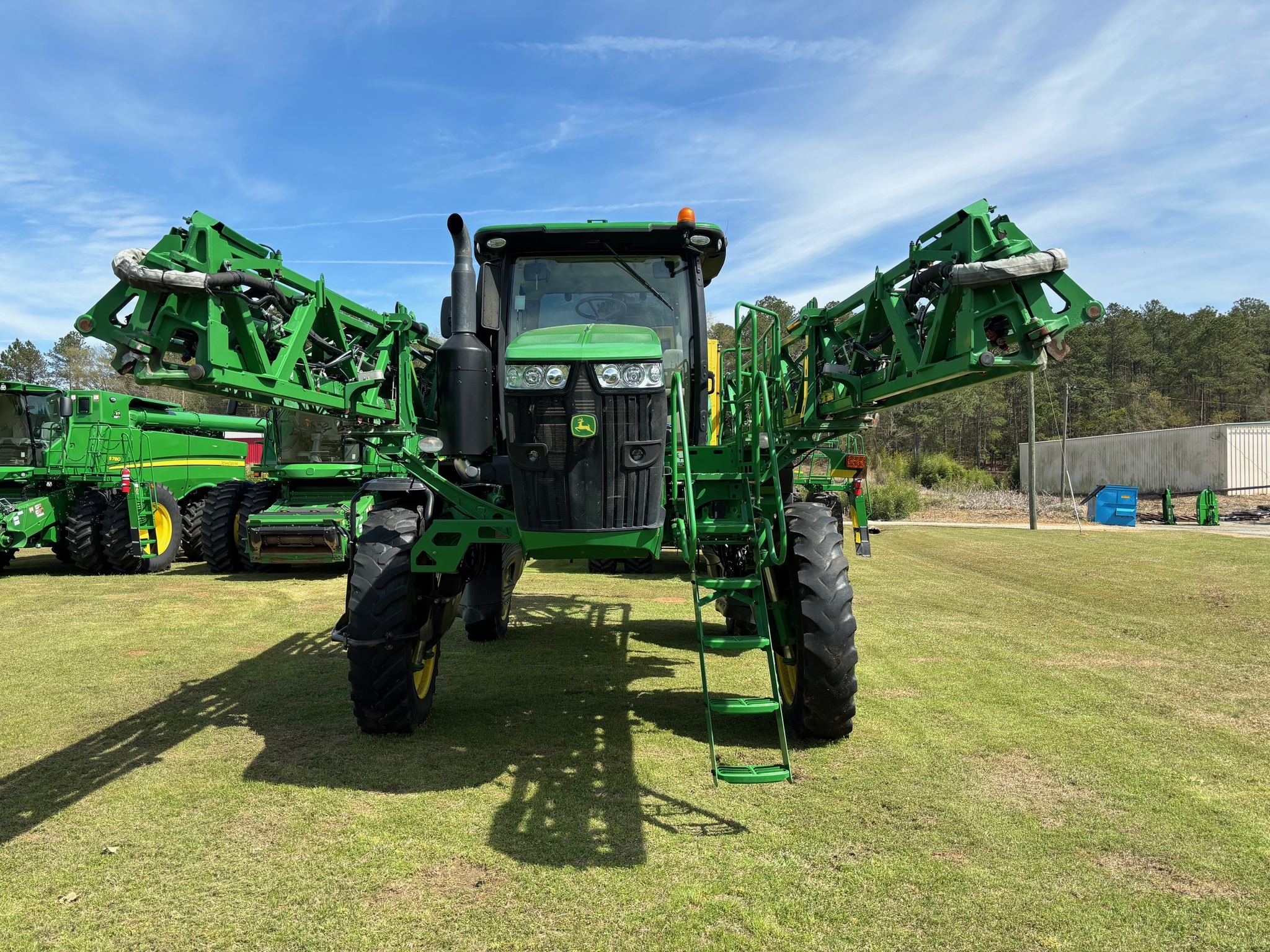 2020 John Deere R4030 Self-Propelled Sprayer