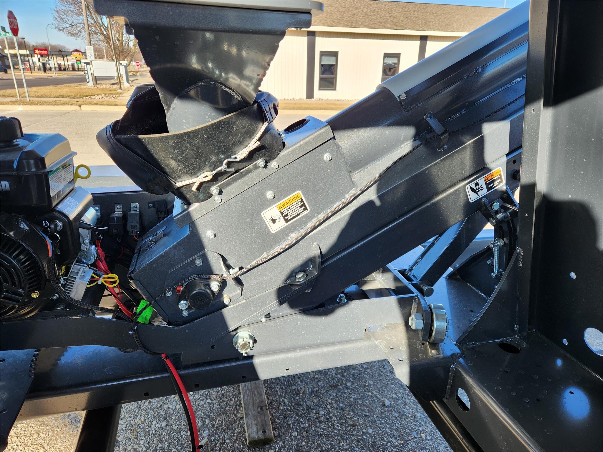 2024 Killbros SEEDVEYOR 102 Seed Tender