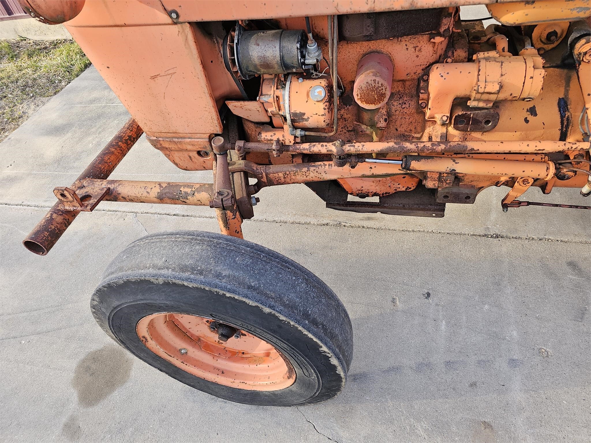 1971 Ford 2000 Tractor