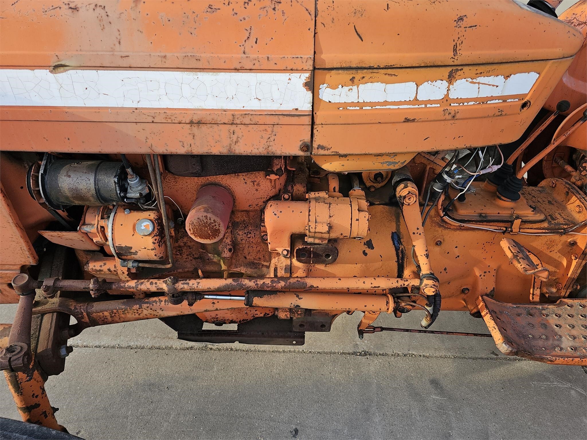 1971 Ford 2000 Tractor