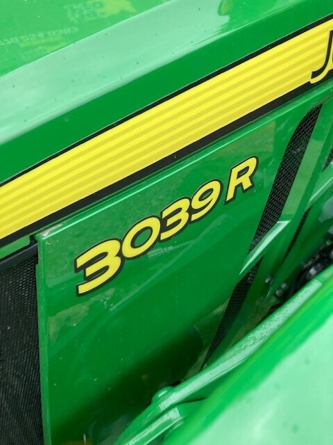 2023 John Deere 3039R Tractor