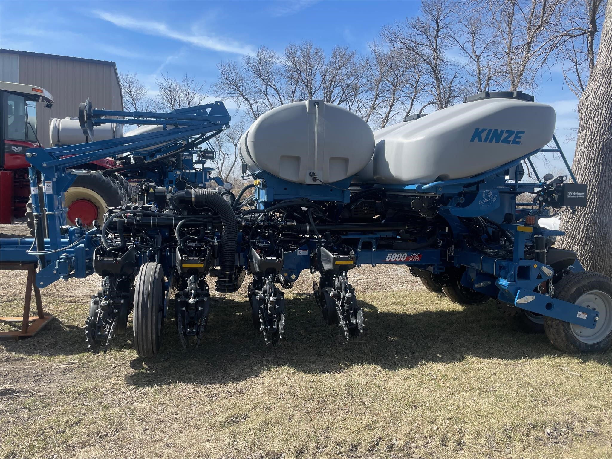 2024 Kinze 5900 Planter