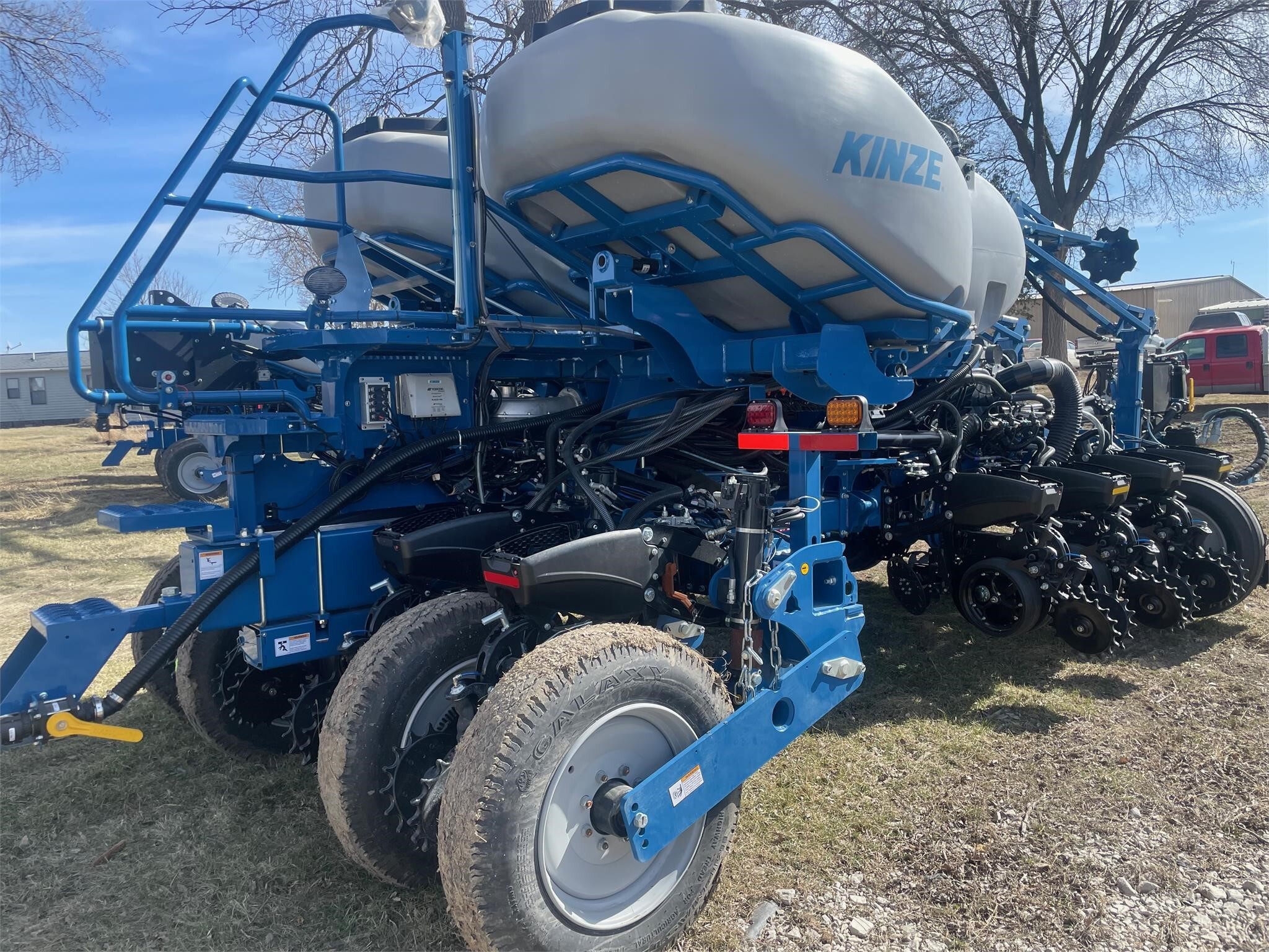 2024 Kinze 5900 Planter