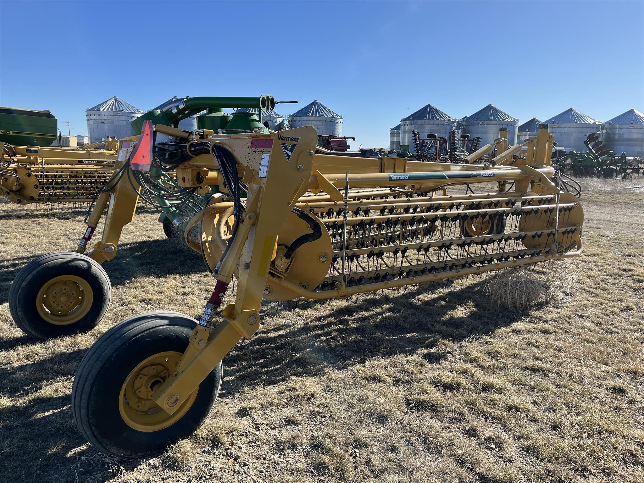 2019 Vermeer R2800 Rake