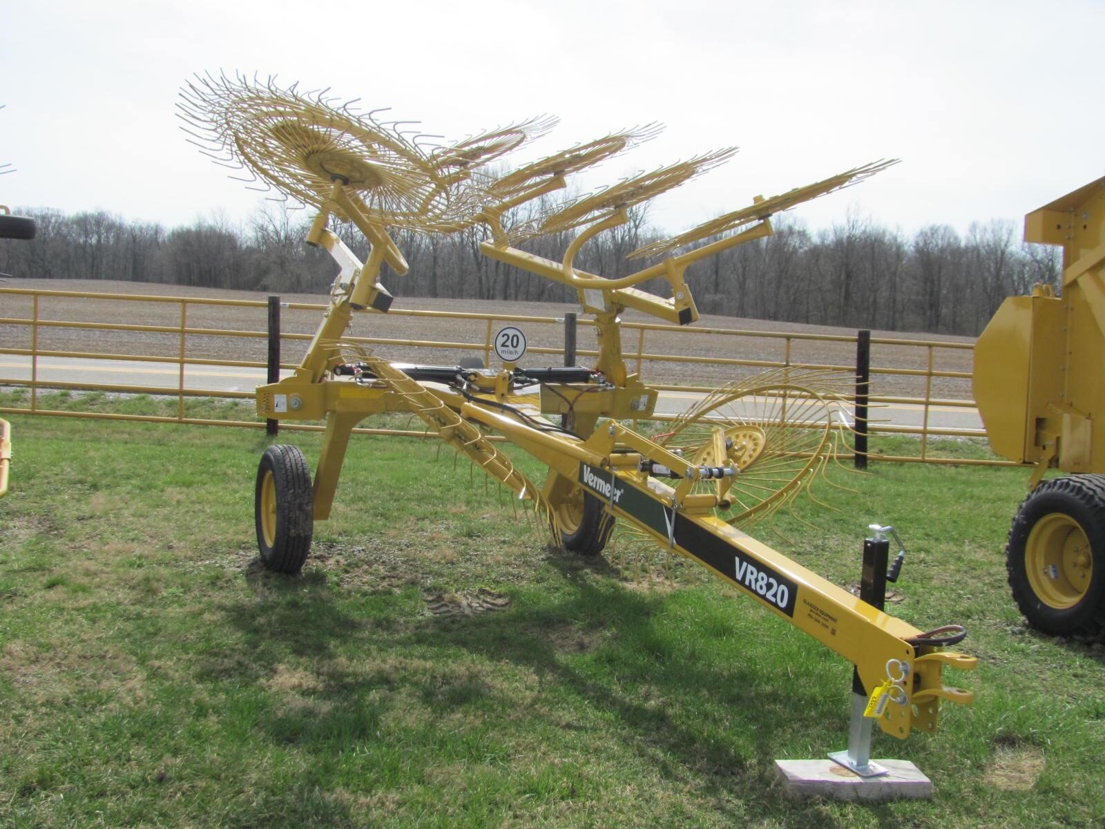 2024 Vermeer VR820 Rake