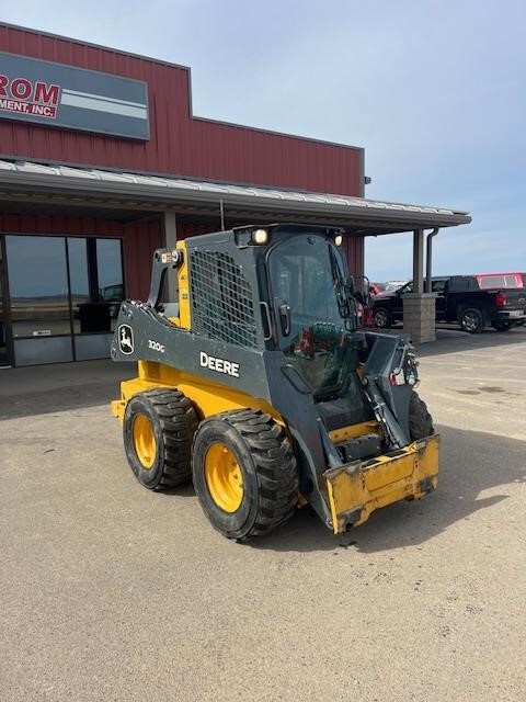 2021 Deere 320G Skid Steer