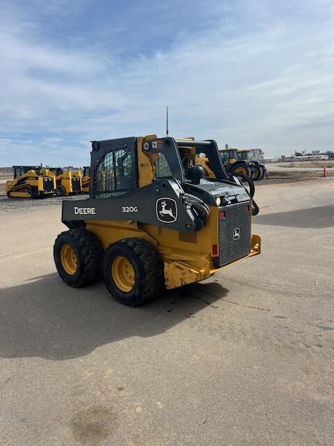 2021 Deere 320G Skid Steer