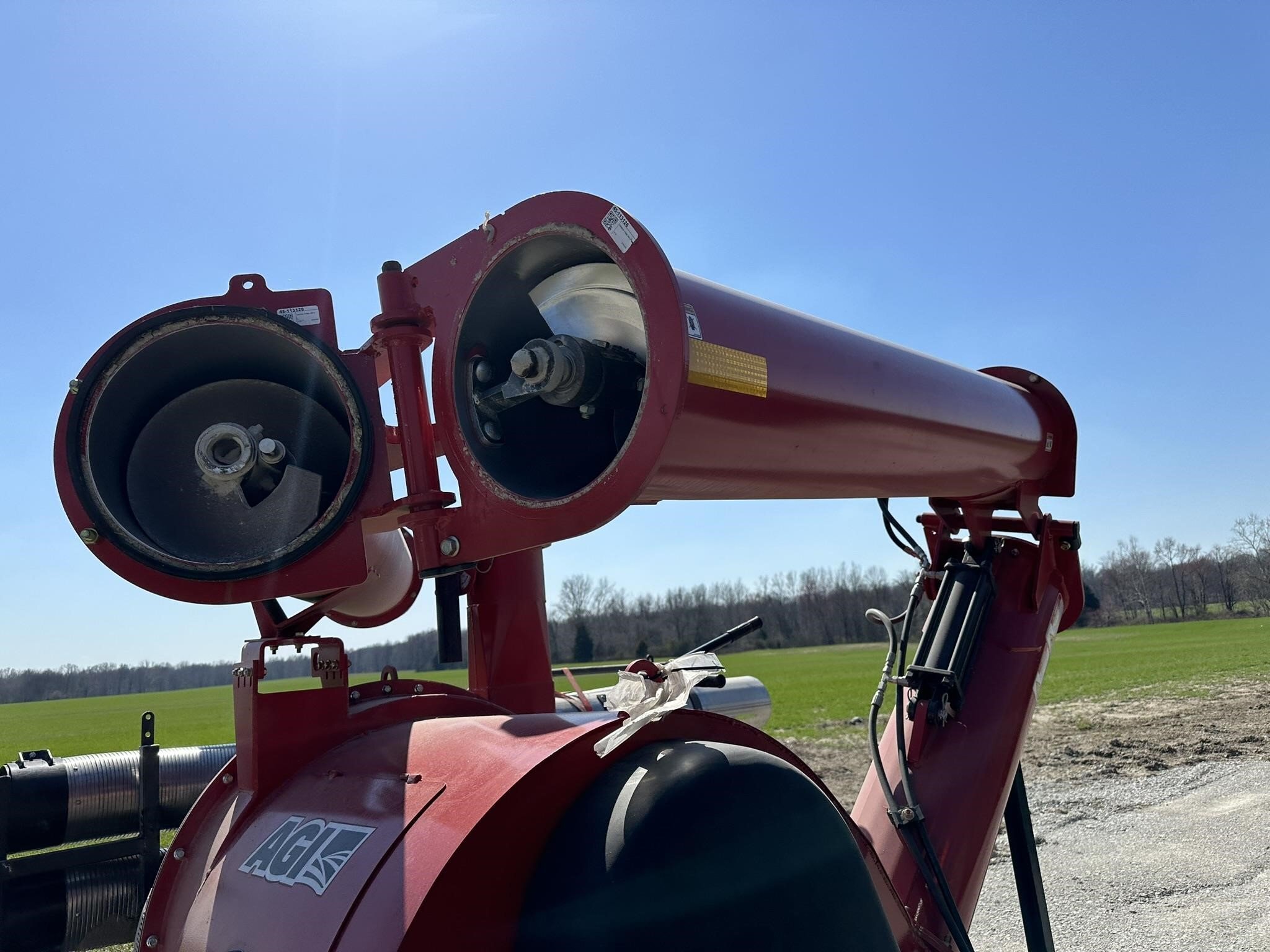 2024 AGI VR12 Grain Vac