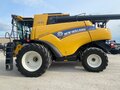 2021 New Holland CR7.90 REVELATION Combine