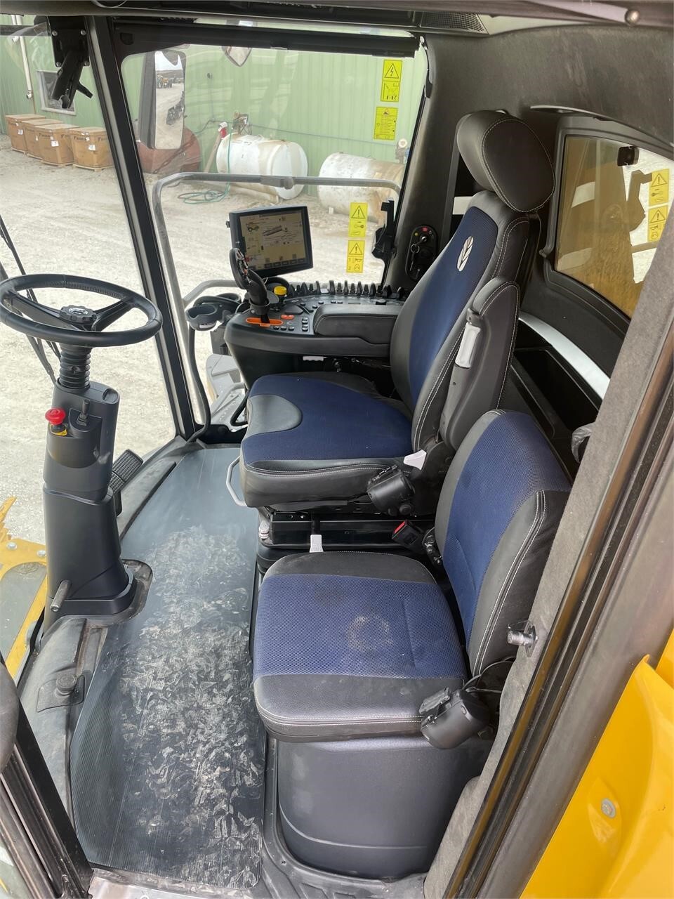 2021 New Holland CR7.90 REVELATION Combine