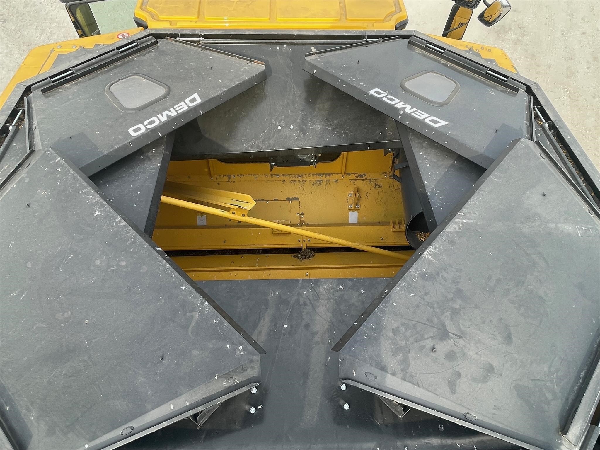 2021 New Holland CR7.90 REVELATION Combine