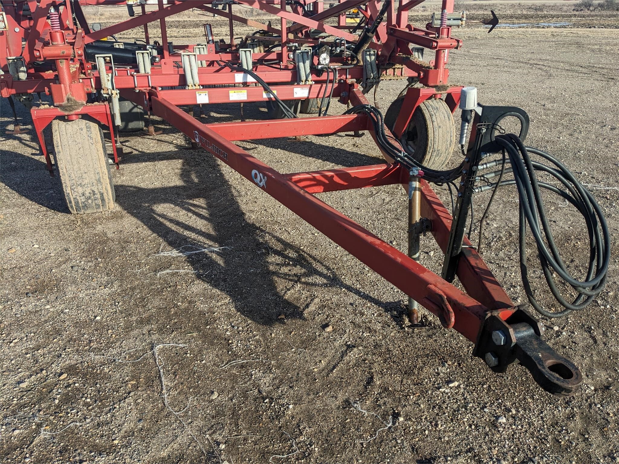 2011 Wil-Rich Quad X-2 Field Cultivator
