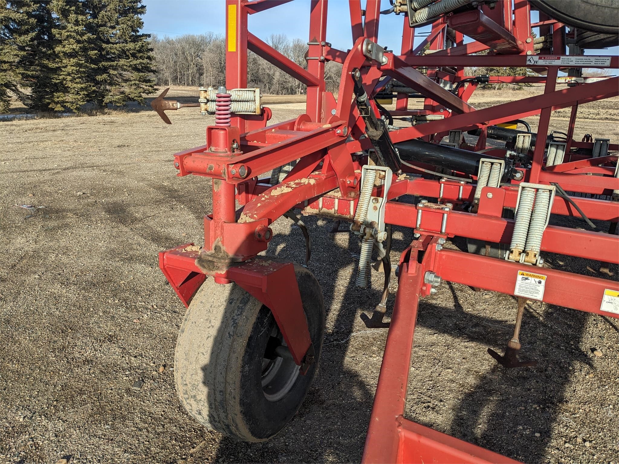 2011 Wil-Rich Quad X-2 Field Cultivator