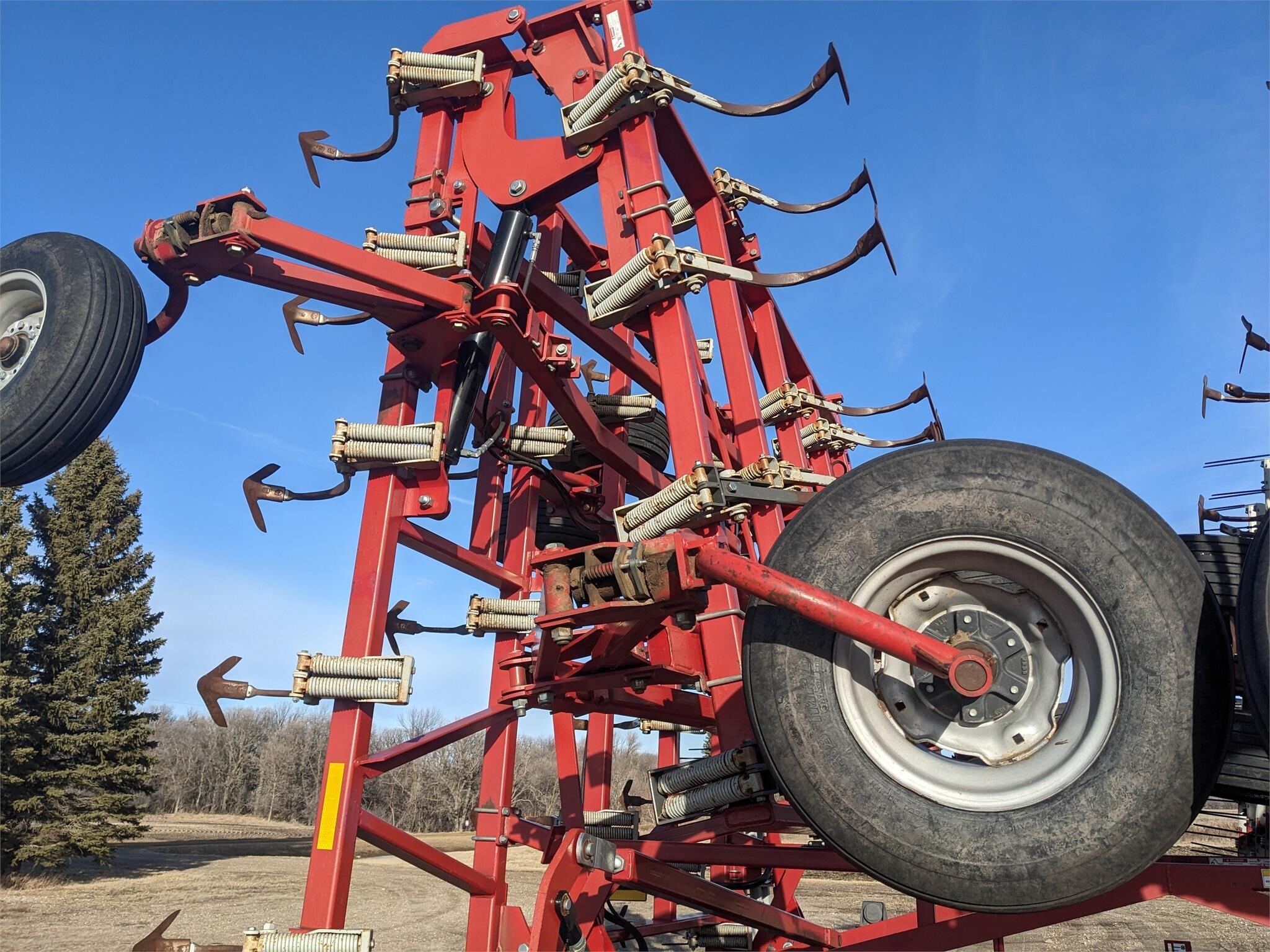 2011 Wil-Rich Quad X-2 Field Cultivator